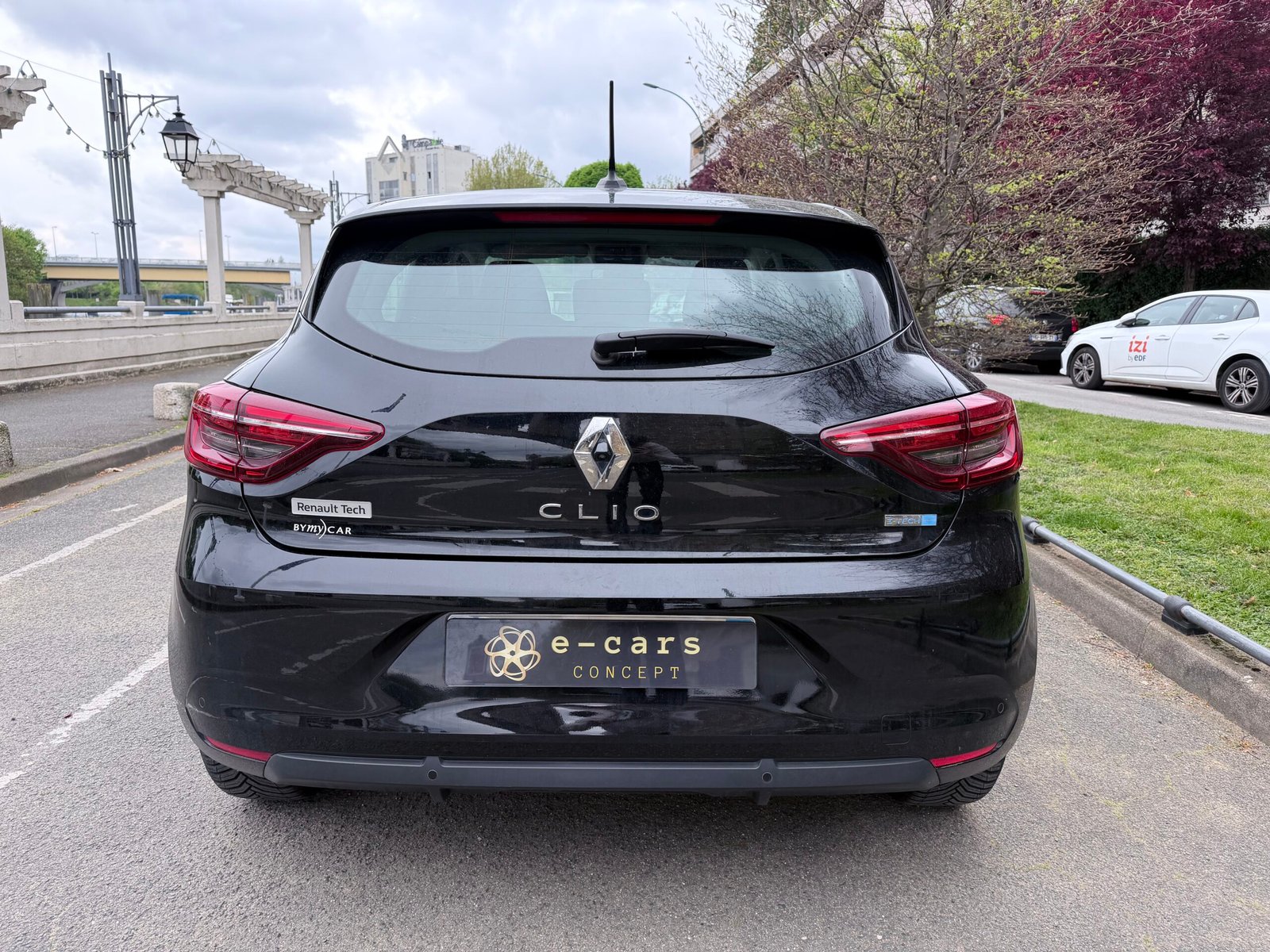 Renault Clio 5 Business 1.6 Hybride 140ch