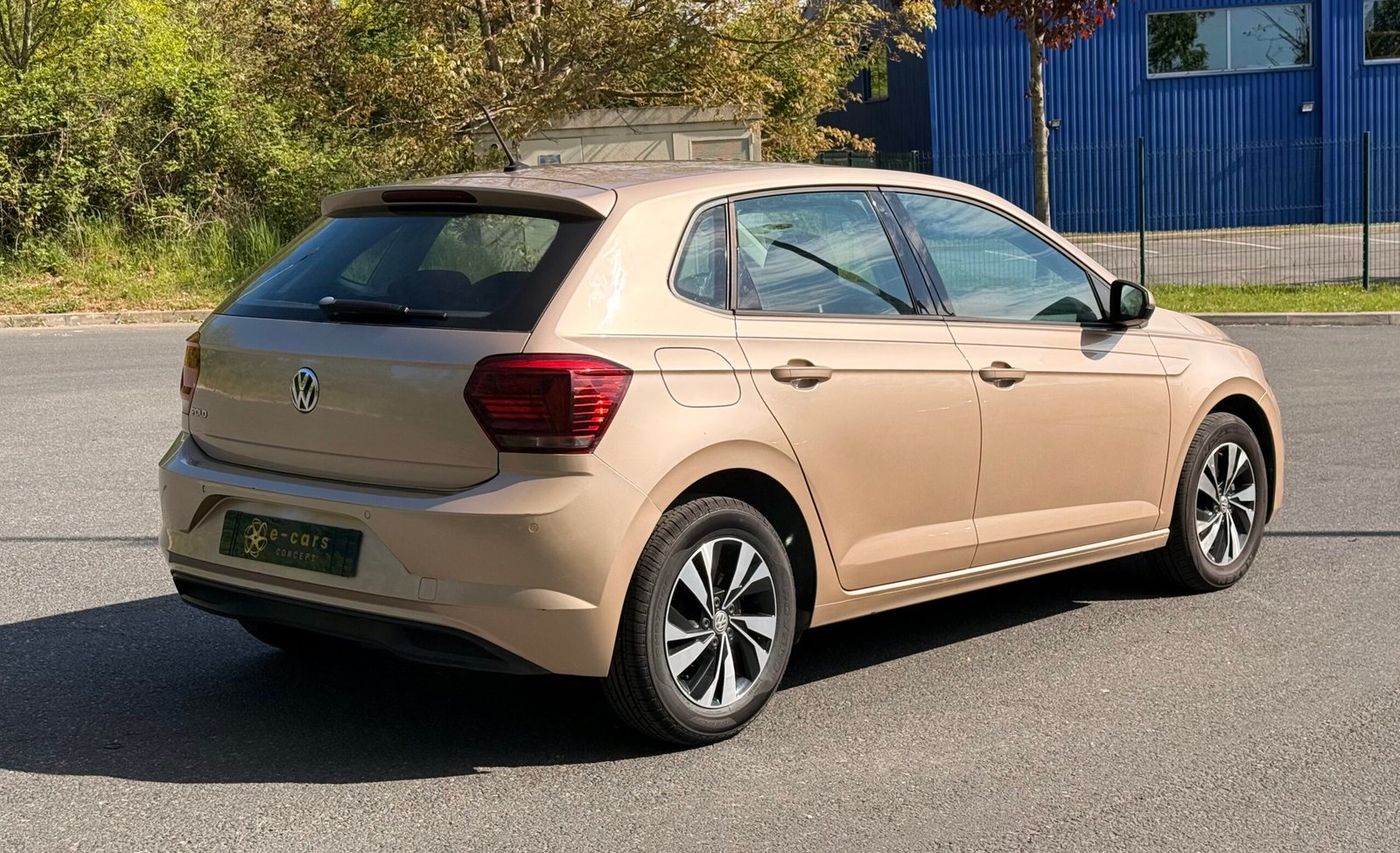 VOLKSWAGEN Polo VI 1.0 TSI DSG7 95 cv Boîte auto / Loundge