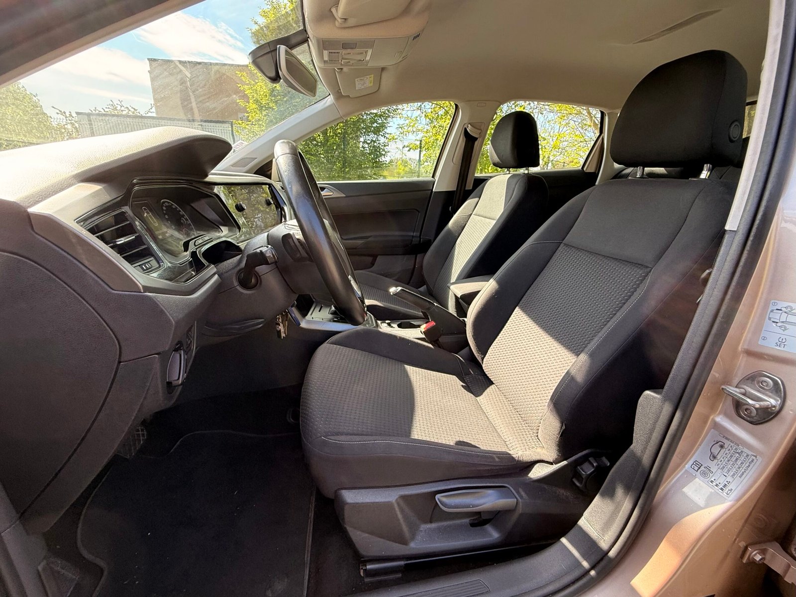 VOLKSWAGEN Polo VI 1.0 TSI DSG7 95 cv Boîte auto / Loundge