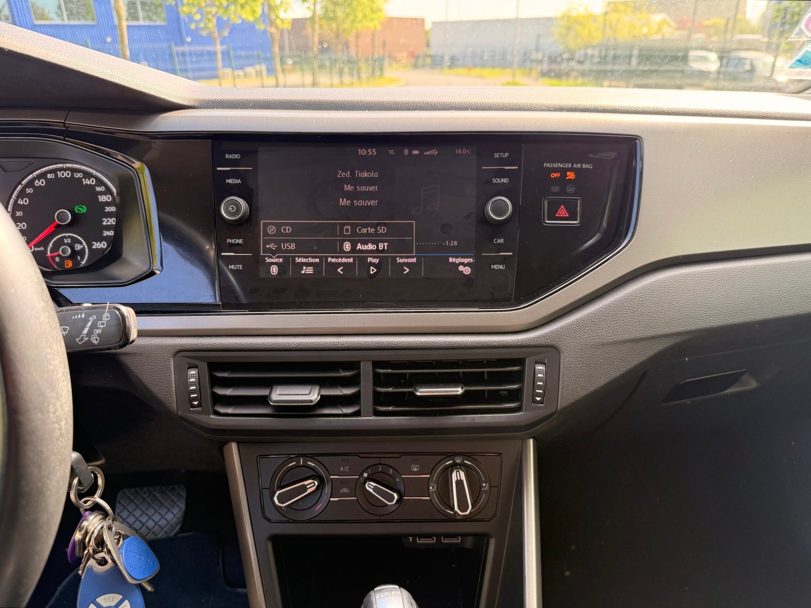 VOLKSWAGEN Polo VI 1.0 TSI DSG7 95 cv Boîte auto / Loundge