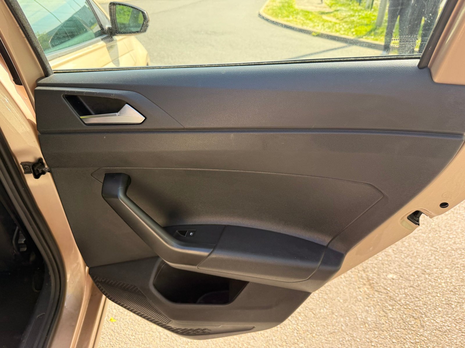 VOLKSWAGEN Polo VI 1.0 TSI DSG7 95 cv Boîte auto / Loundge