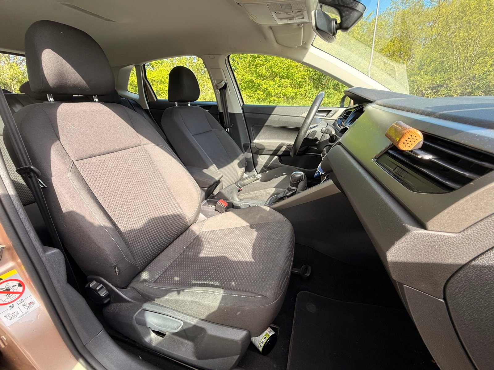 VOLKSWAGEN Polo VI 1.0 TSI DSG7 95 cv Boîte auto / Loundge