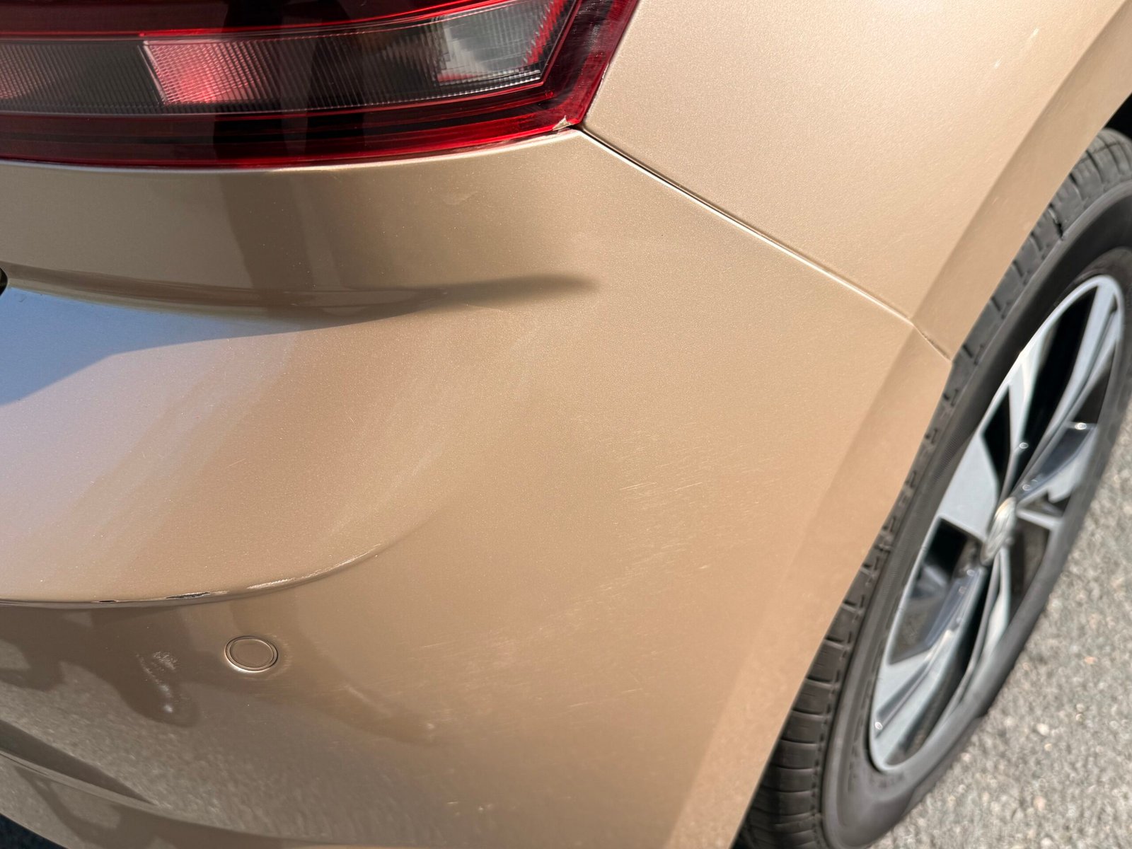 VOLKSWAGEN Polo VI 1.0 TSI DSG7 95 cv Boîte auto / Loundge