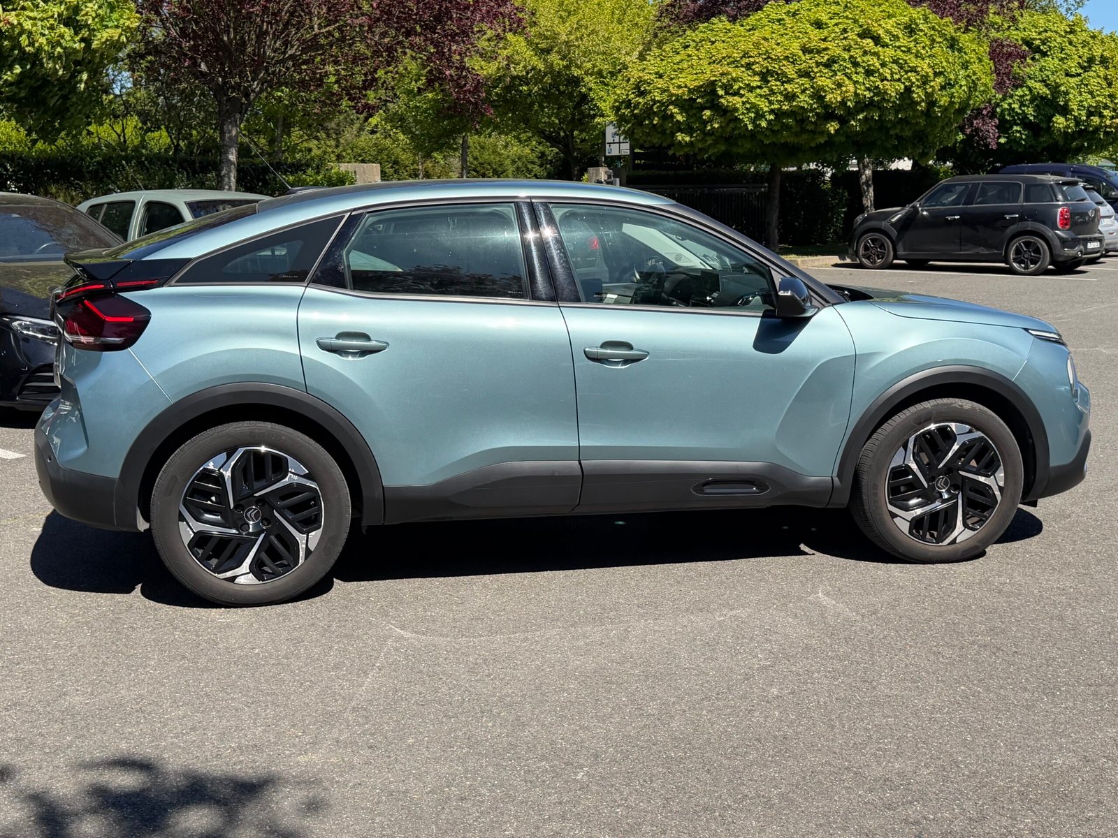 CITROEN C4 III 1.2 PURETECH 130 S&S FEEL PACK BVM6 Caractéristiques CITROEN C4 III 1.2 PURETECH 130 S&S FEEL PACK BVM6