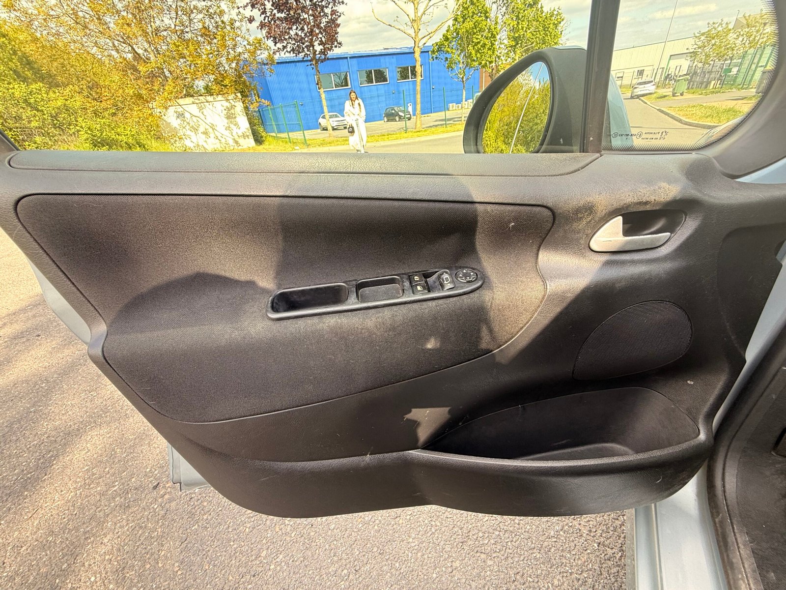 PEUGEOT 207 5 portes 1.4 e 73 cv