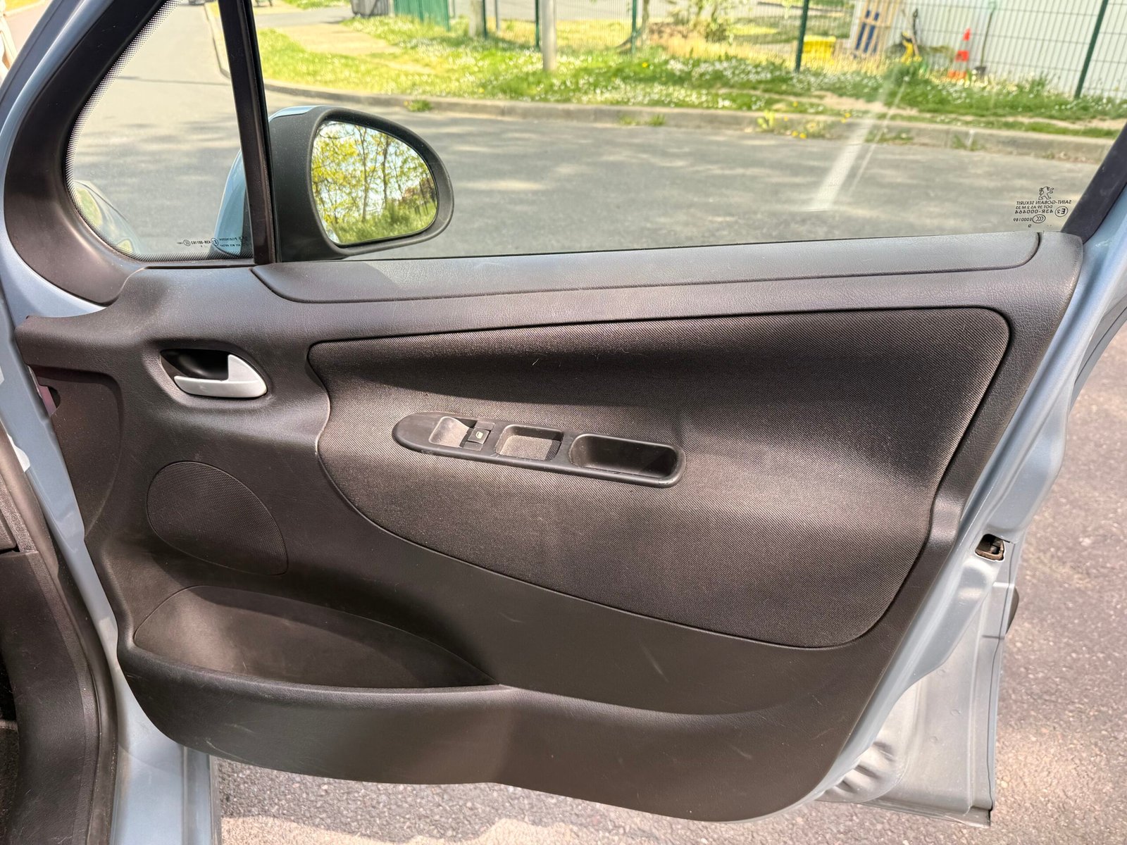 PEUGEOT 207 5 portes 1.4 e 73 cv