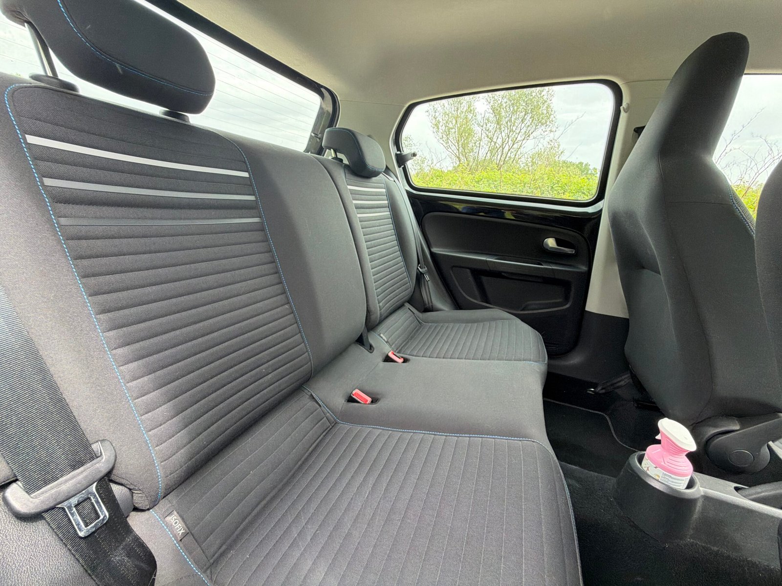 Volkswagen Up « édition cup »1,0 MPI 75 Ch