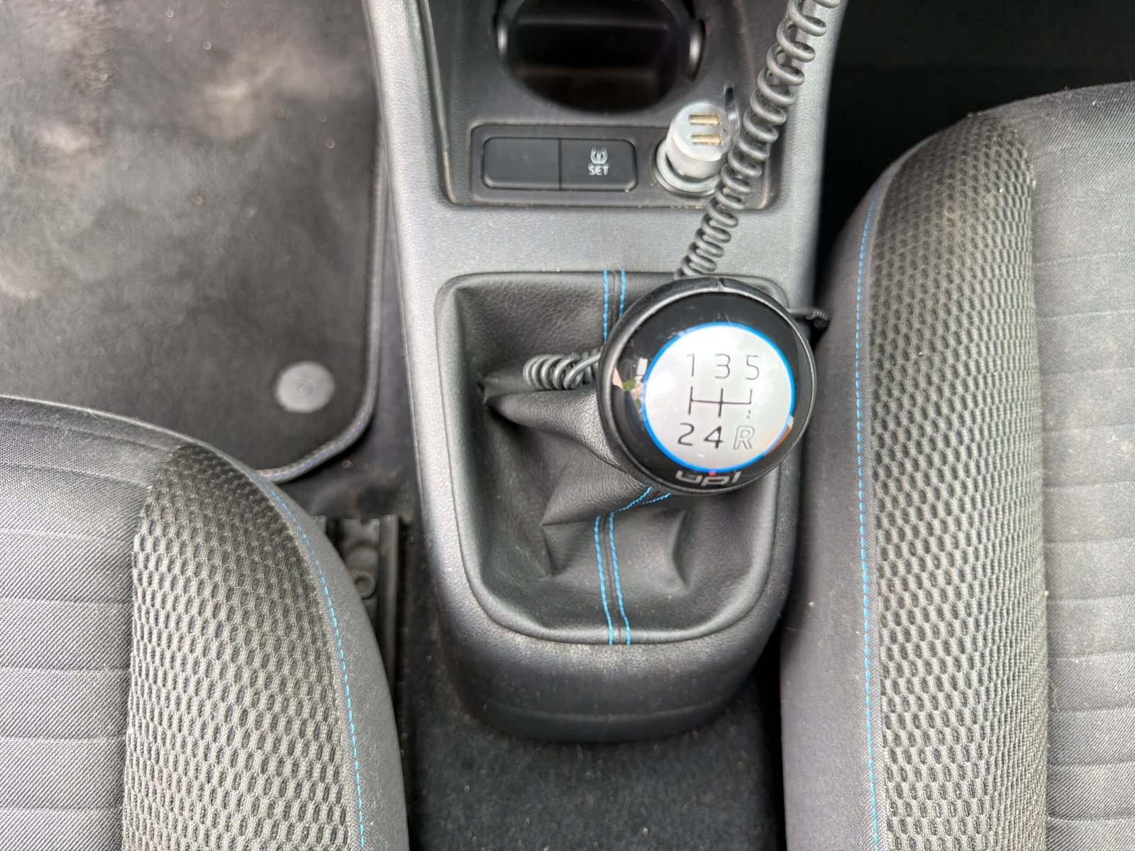 Volkswagen Up « édition cup »1,0 MPI 75 Ch