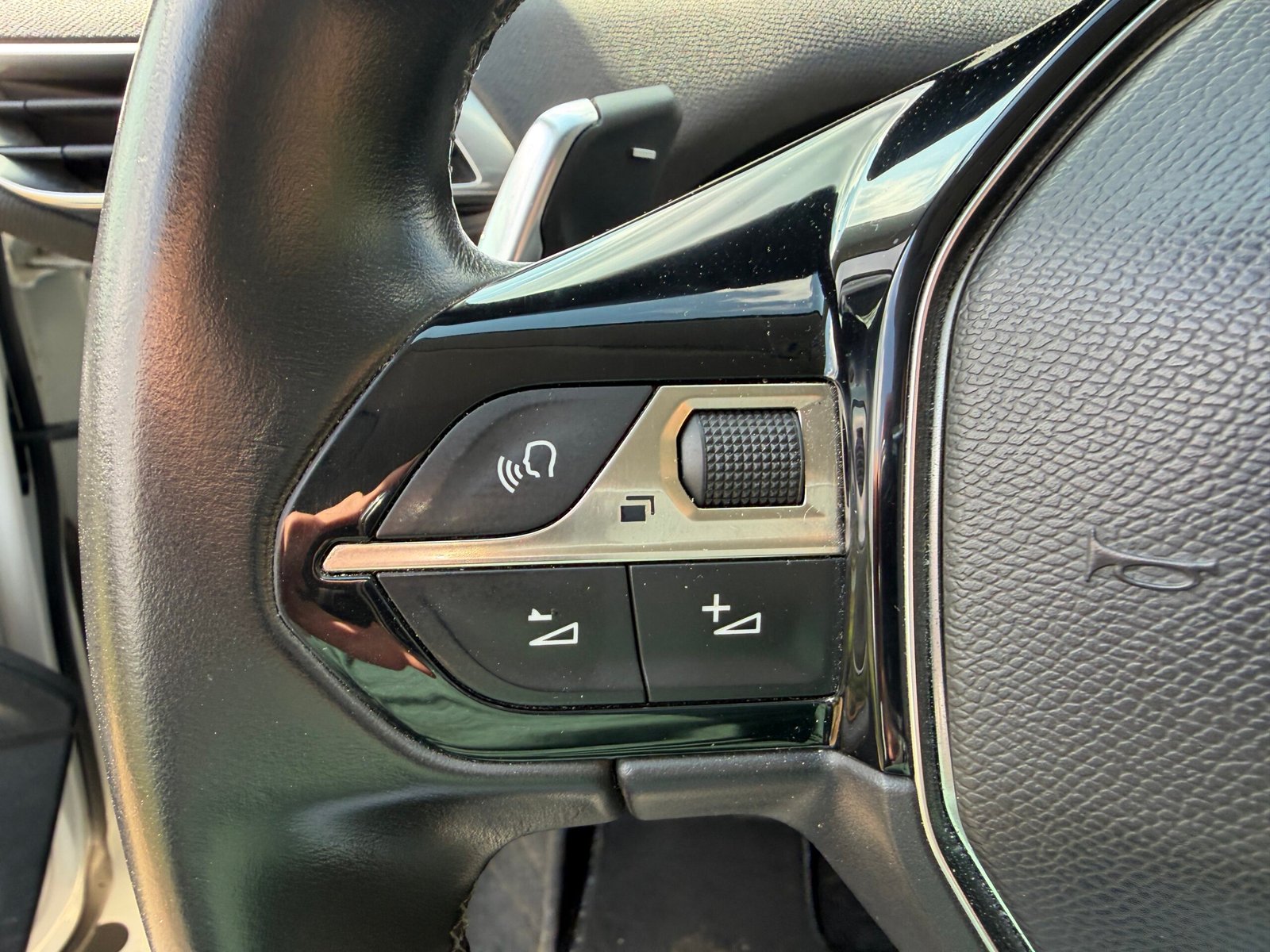 Peugeot 5008 7 PL 165 Ch Allure Pack sport