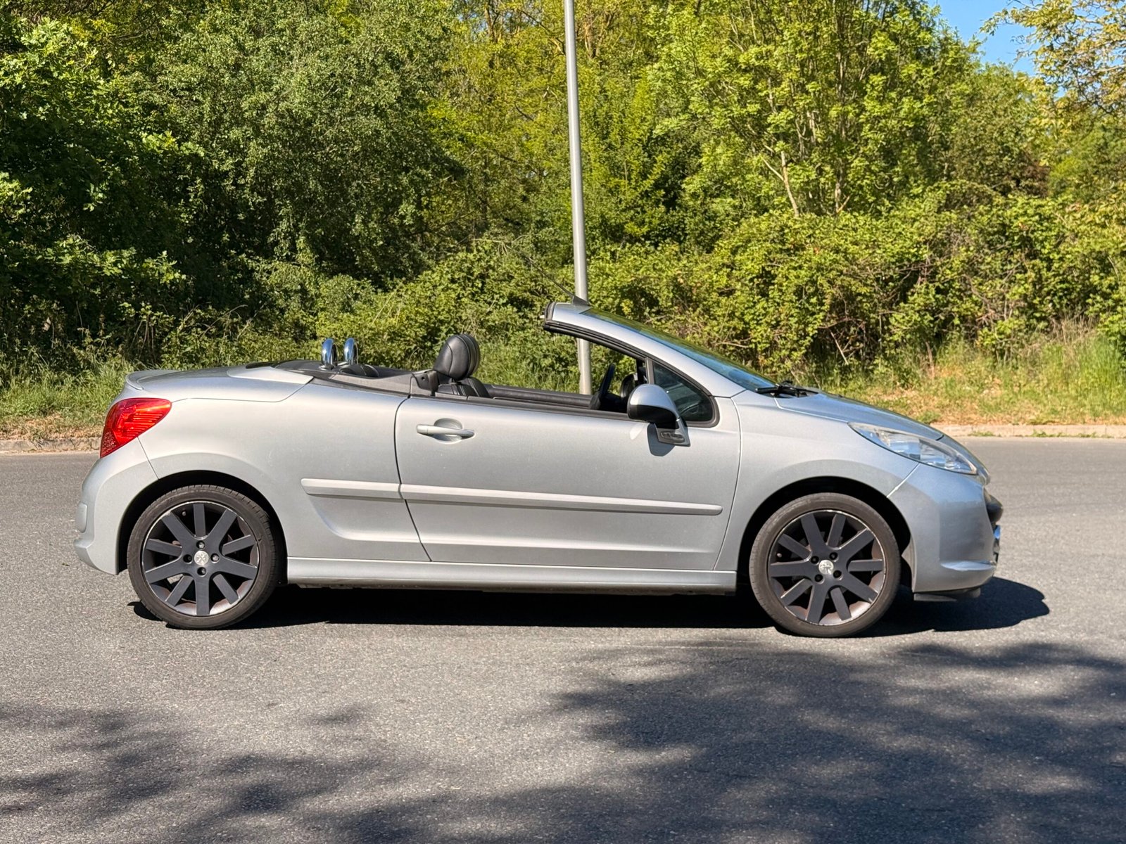 PEUGEOT 207 CC 1.6 e 120cv / Griffe