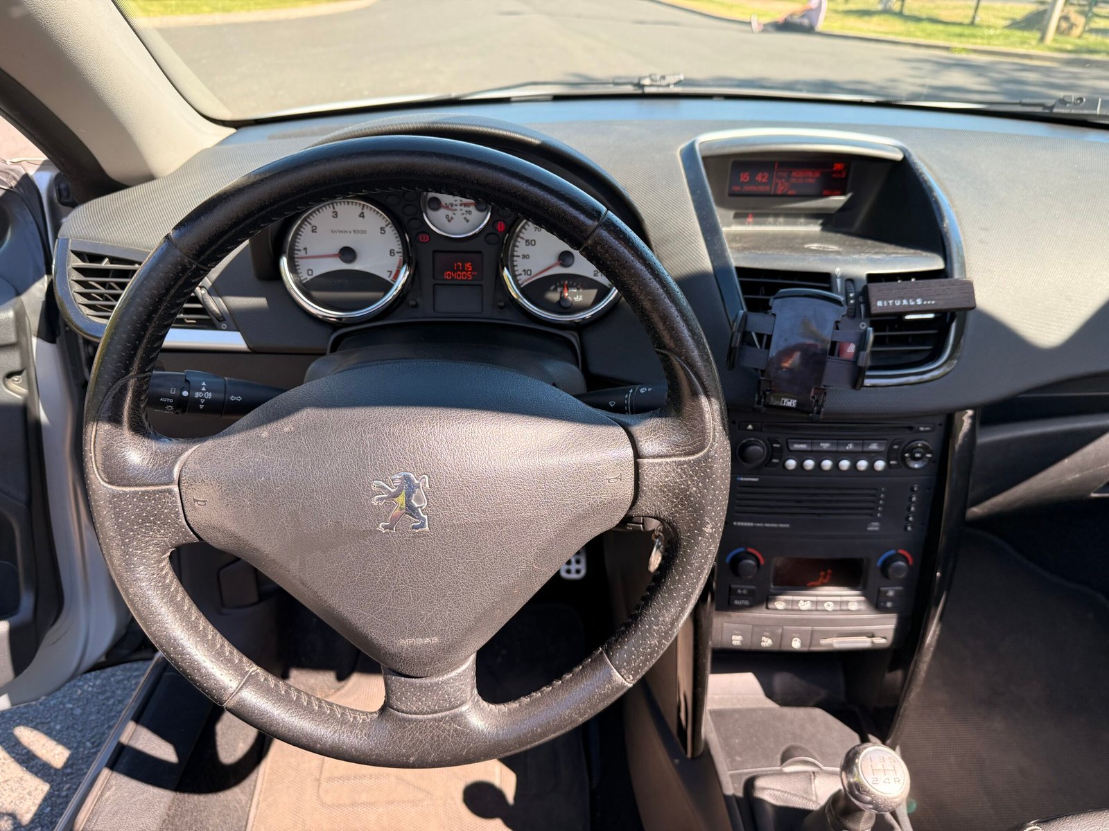 PEUGEOT 207 CC 1.6 e 120cv / Griffe