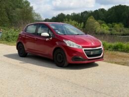 PEUGEOT 208 1.2 VTI 68ch Like Édition