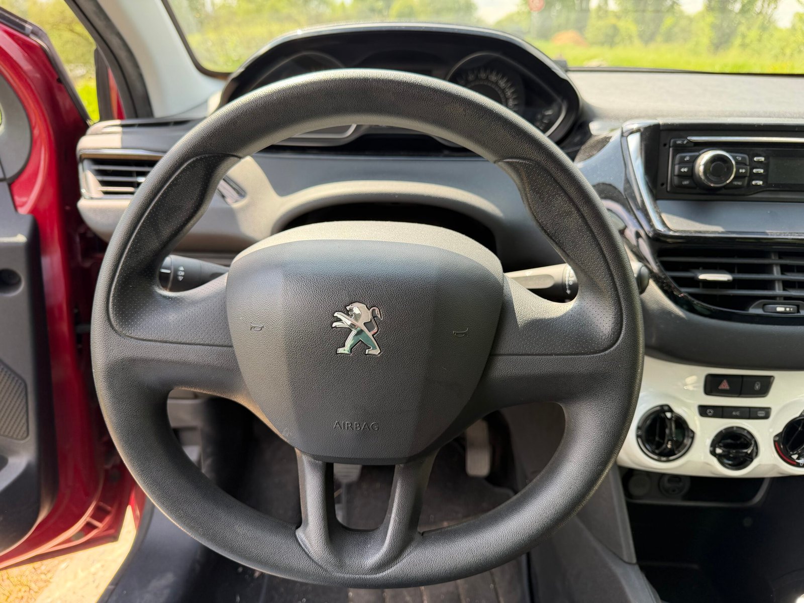 PEUGEOT 208 1.2 VTI 68ch Like Édition