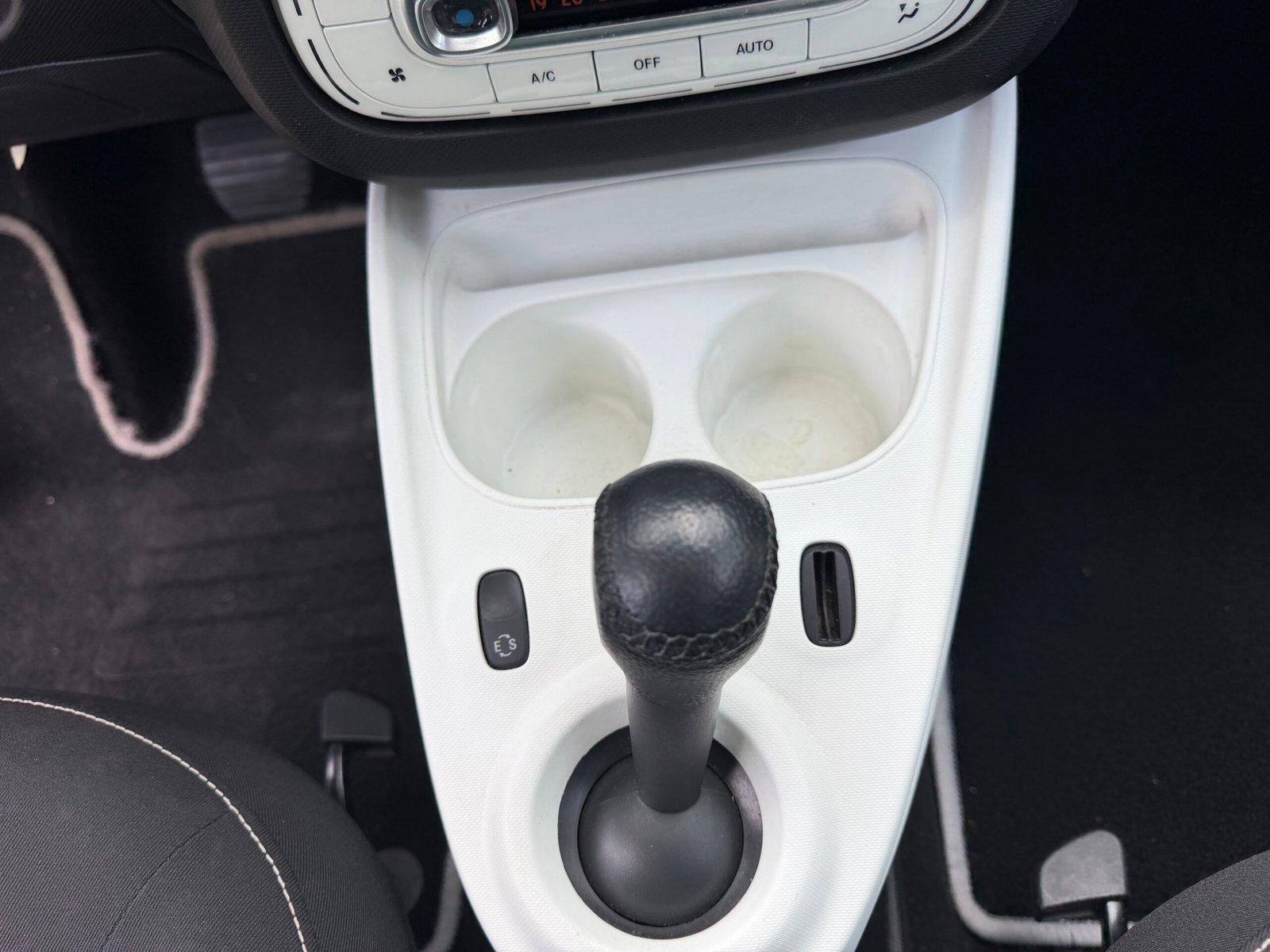 Smart FourFour automatique 1,0 sce 71ch