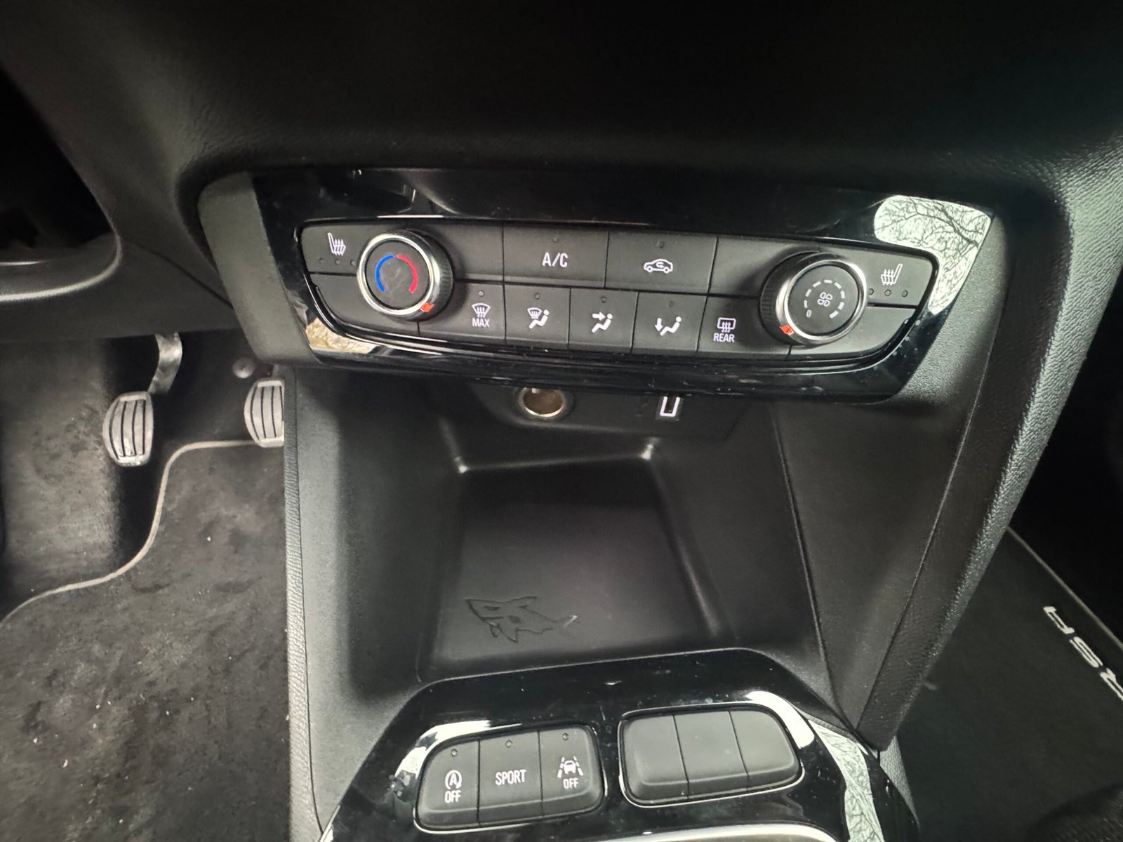 OPEL Corsa F Phase 2 1.2 i Turbo S&S 100CH « GS »