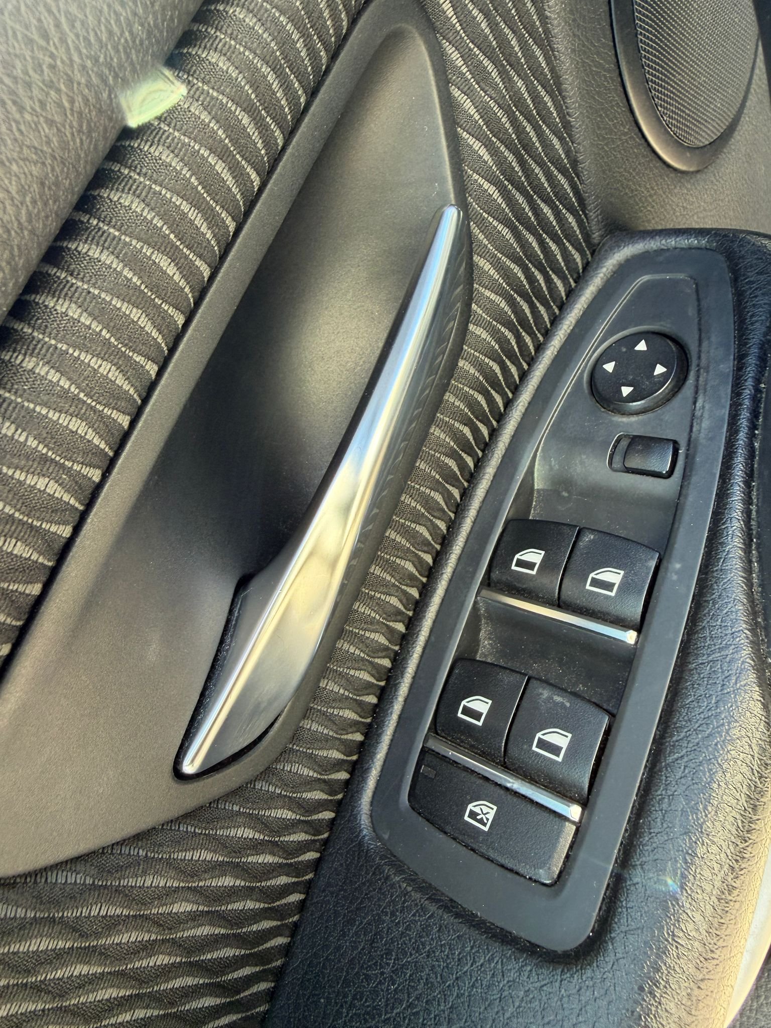 BMW série 3 320i Lounge 184cv