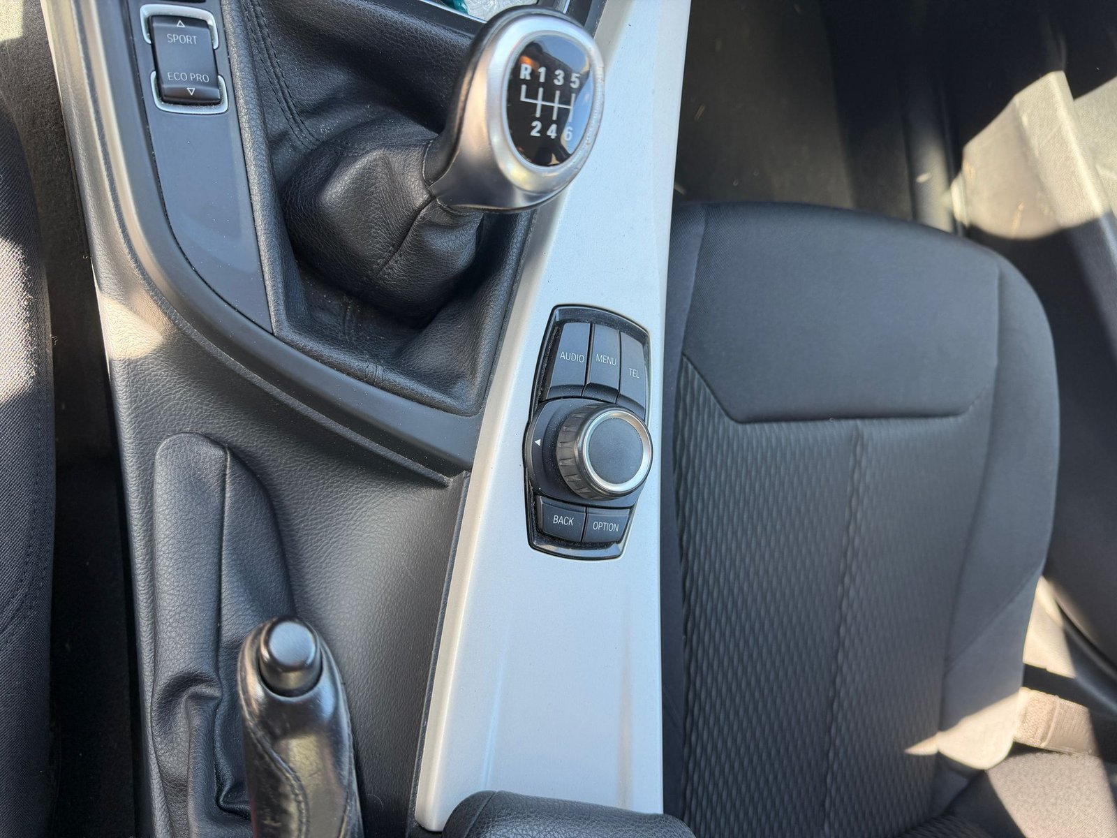 BMW série 3 320i Lounge 184cv