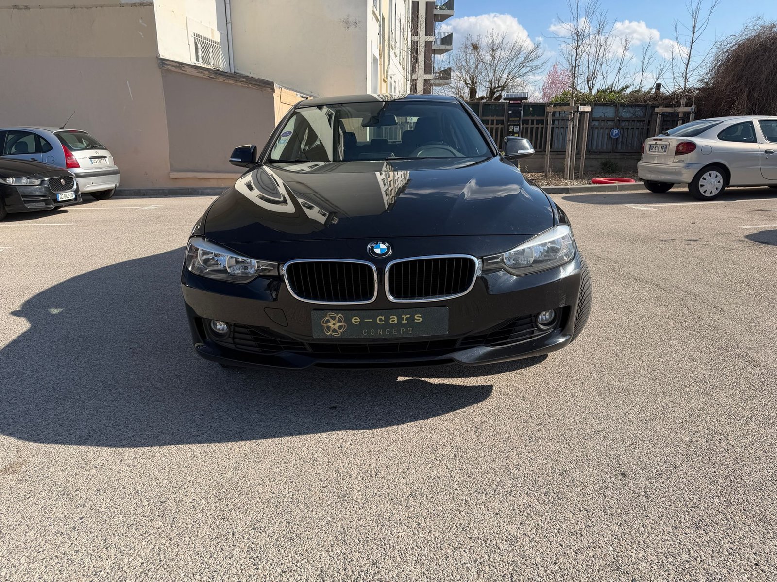 BMW série 3 320i Lounge 184cv