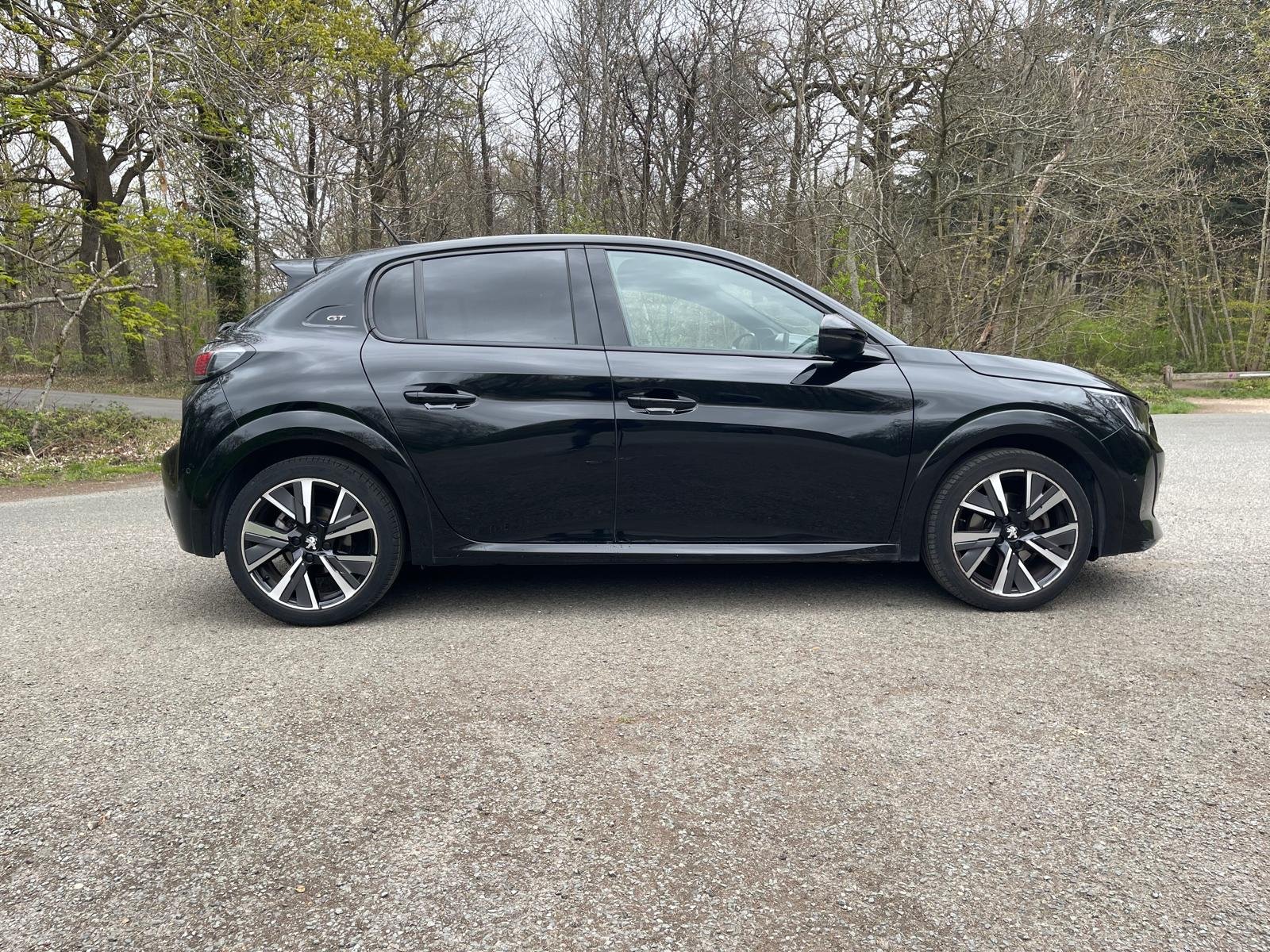 PEUGEOT 208 II 5 Portes 1.2 PureTech 12V EAT8 S&S 100 GT
