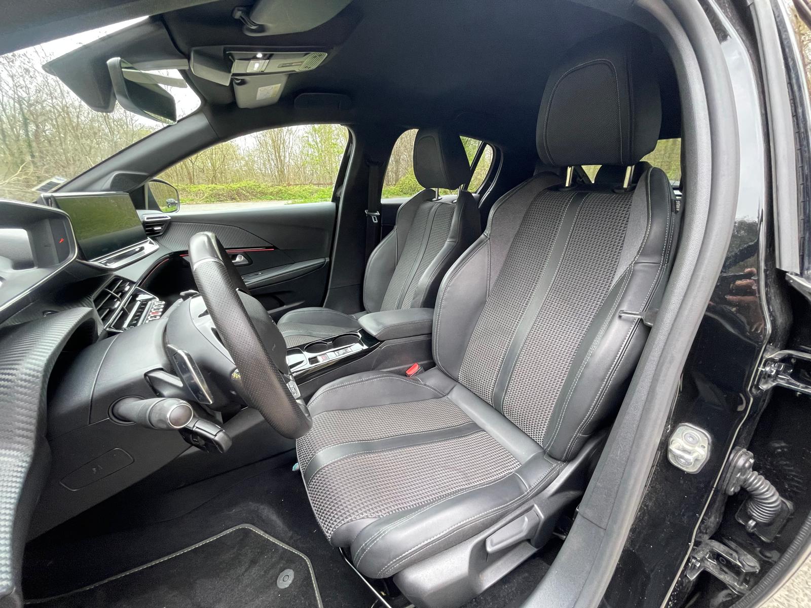 PEUGEOT 208 II 5 Portes 1.2 PureTech 12V EAT8 S&S 100 GT