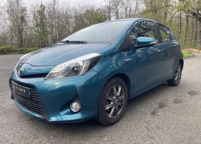 TOYOTA Yaris France 1.5 VVTi Hybrid 100h E-CVT 75