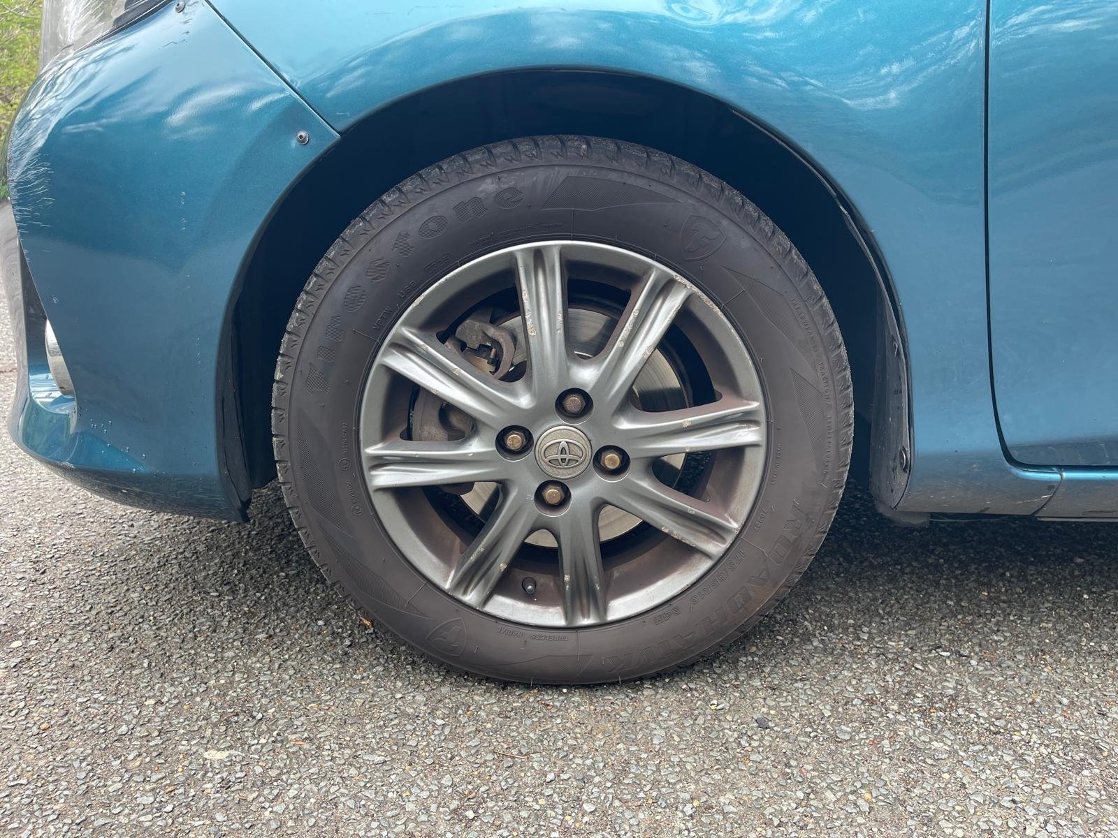 TOYOTA Yaris France 1.5 VVTi Hybrid 100h E-CVT 75