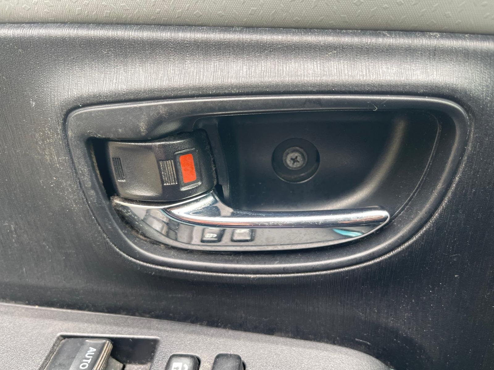 TOYOTA Yaris France 1.5 VVTi Hybrid 100h E-CVT 75