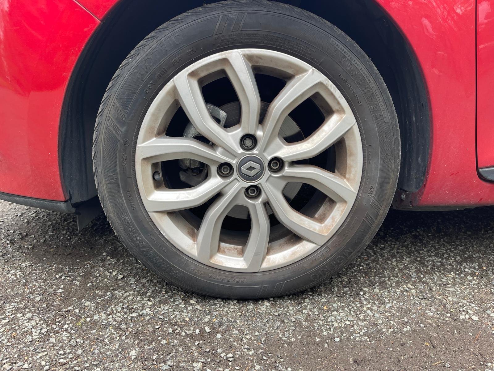 RENAULT Clio IV Phase 2 1.2 TCe 16V Energy EDC6 S&S 118 INTENS