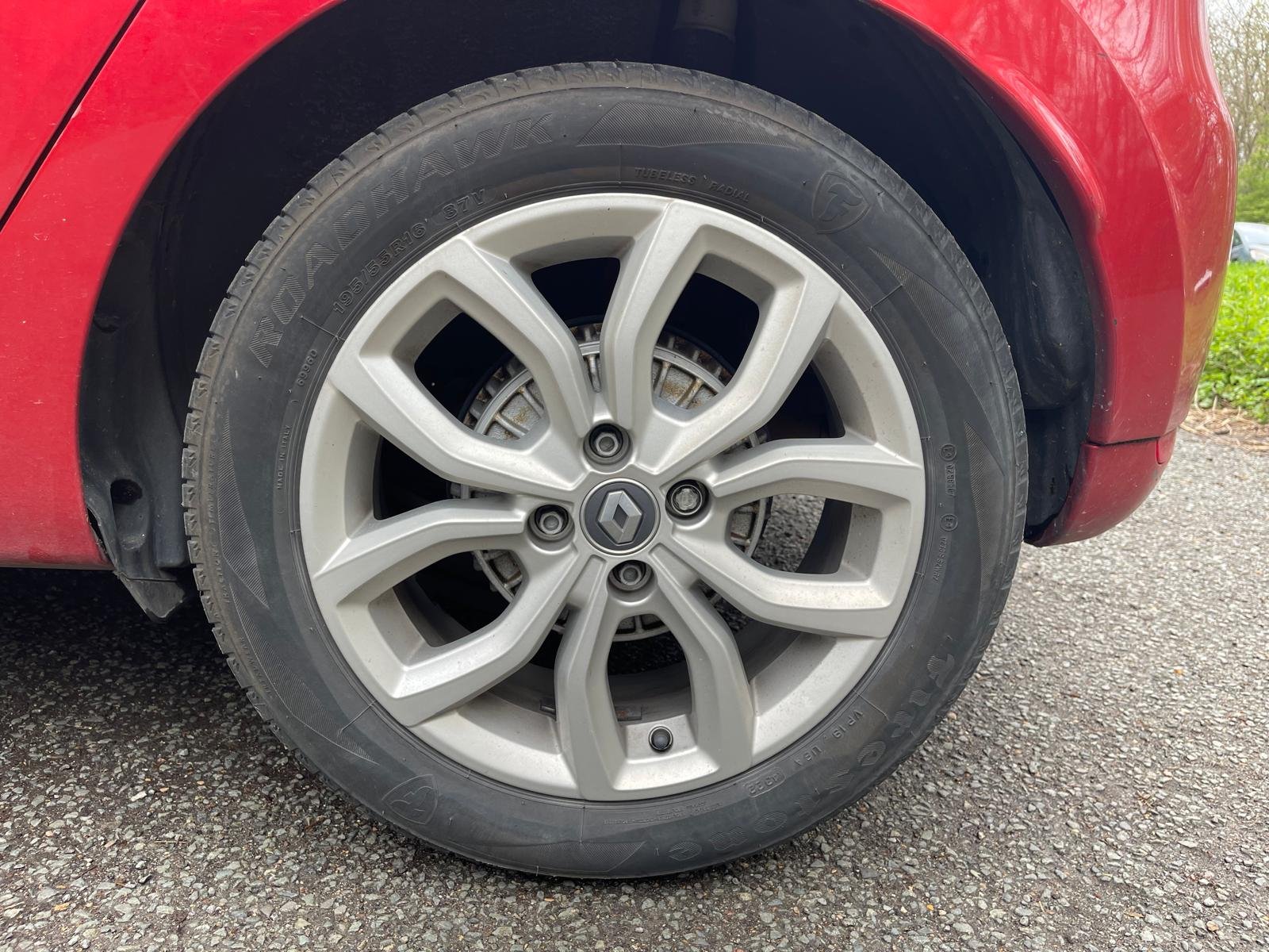 RENAULT Clio IV Phase 2 1.2 TCe 16V Energy EDC6 S&S 118 INTENS