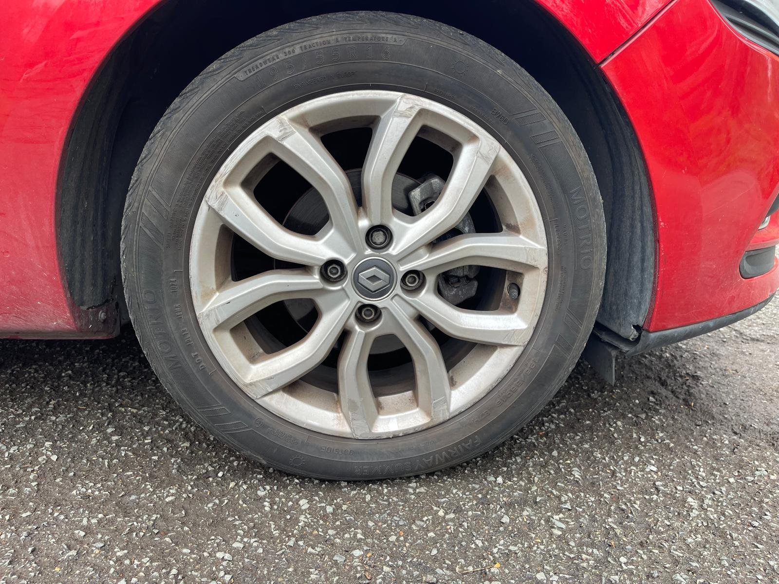 RENAULT Clio IV Phase 2 1.2 TCe 16V Energy EDC6 S&S 118 INTENS