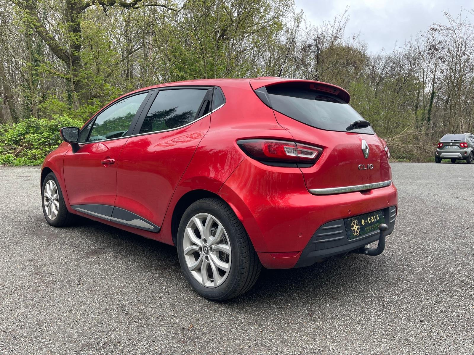 RENAULT Clio IV Phase 2 1.2 TCe 16V Energy EDC6 S&S 118 INTENS