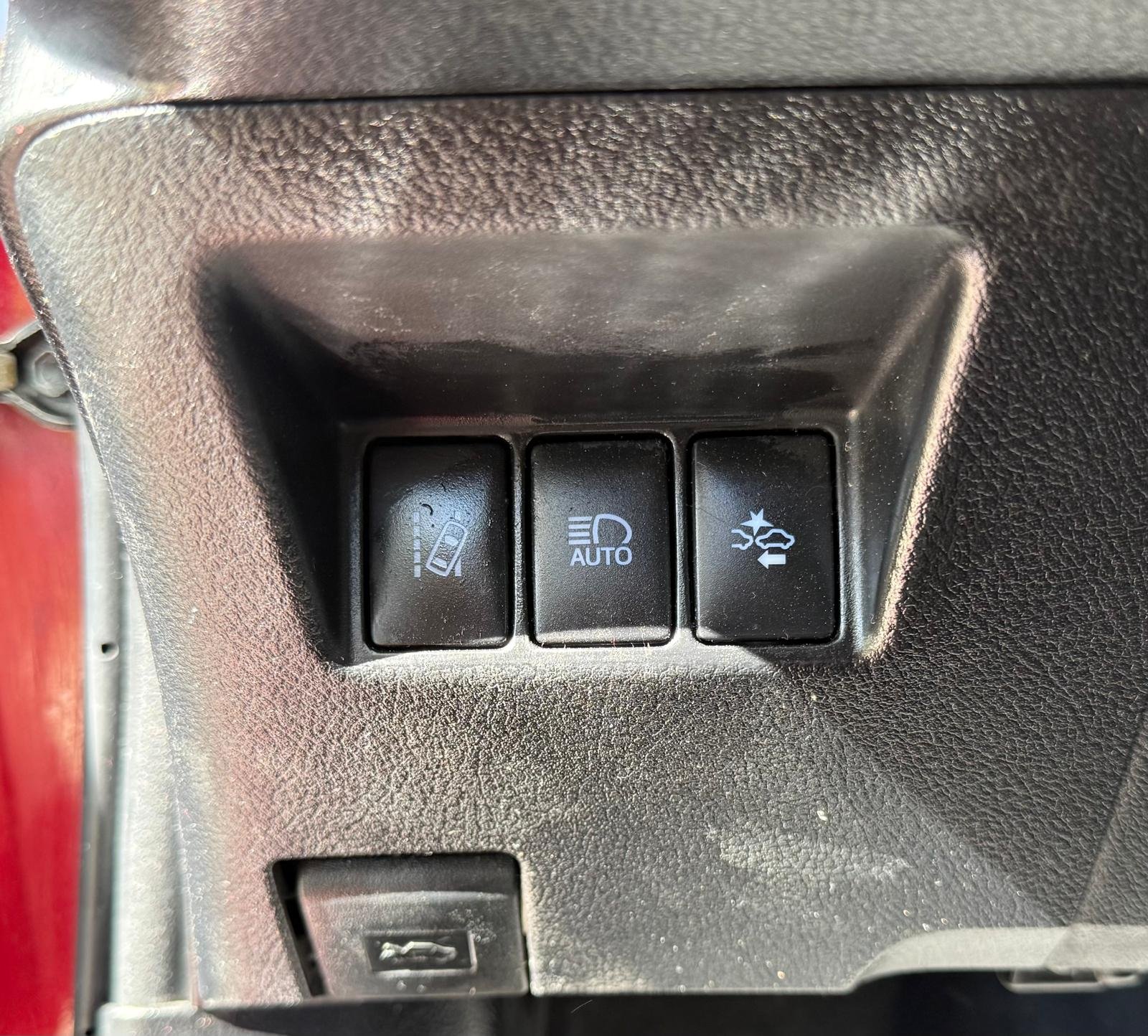 Toyota Yaris E-CVT 100H “Dynamic”