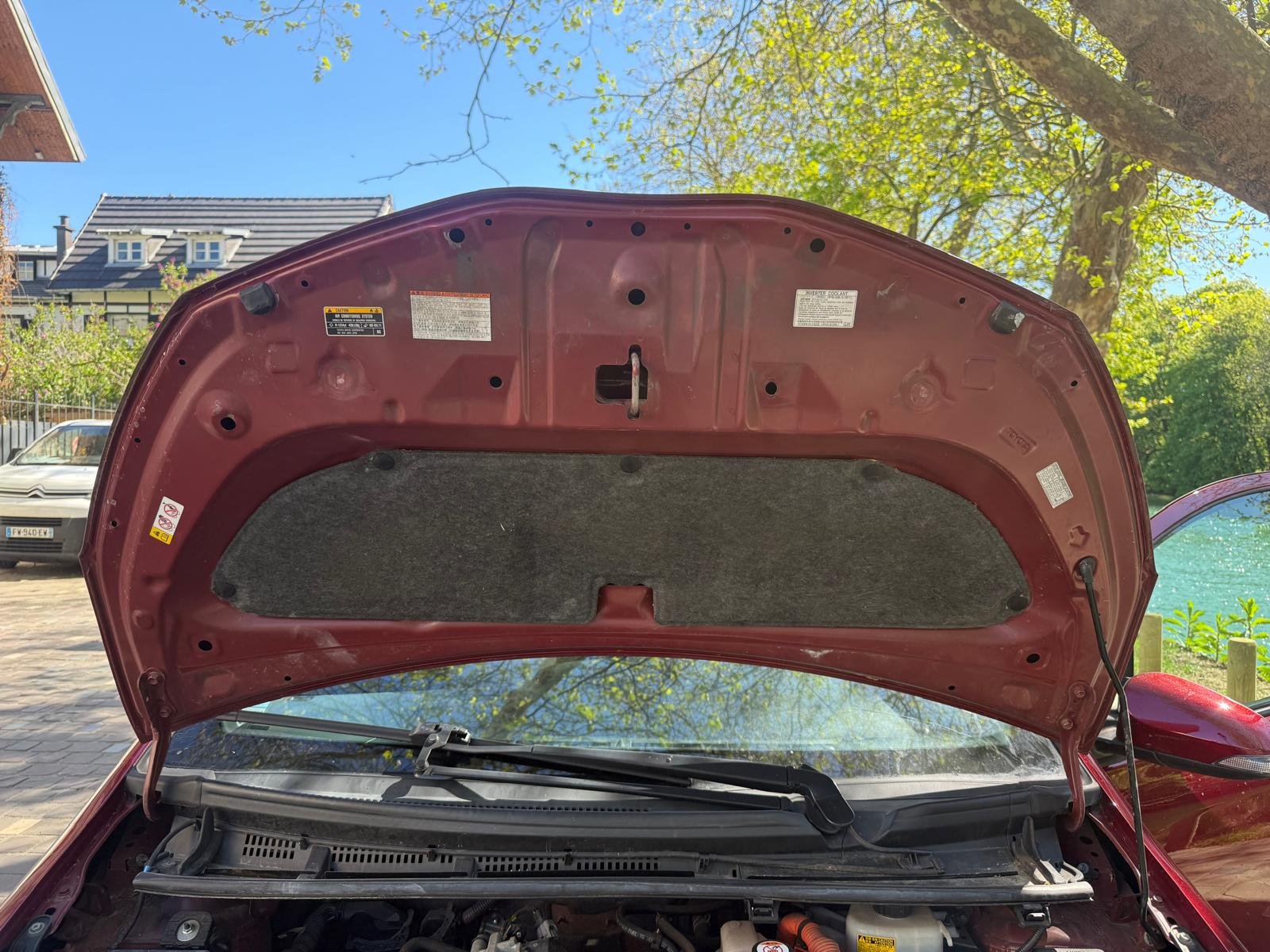 Toyota Yaris E-CVT 100H “Dynamic”