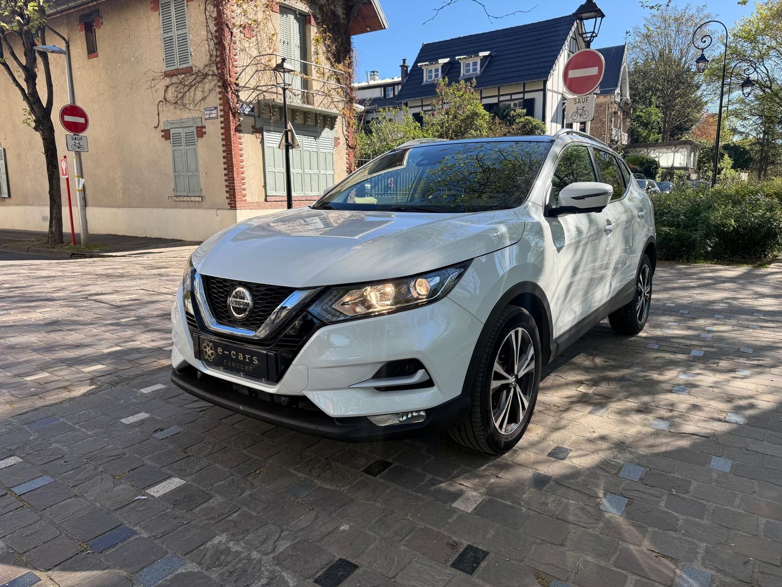 NISSAN Qashqai – Phase 2 (II) 1.3 DIG-T  DCT-7 160 Ch “ACENTA”