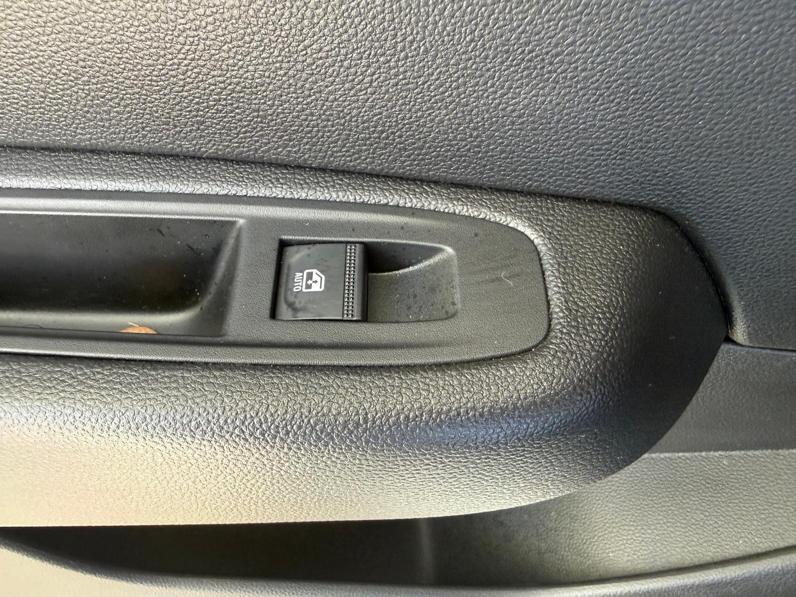 RENAULT Clio V (5) E-TECH 1.6 145Ch Hybrid “EQUILIBRE”