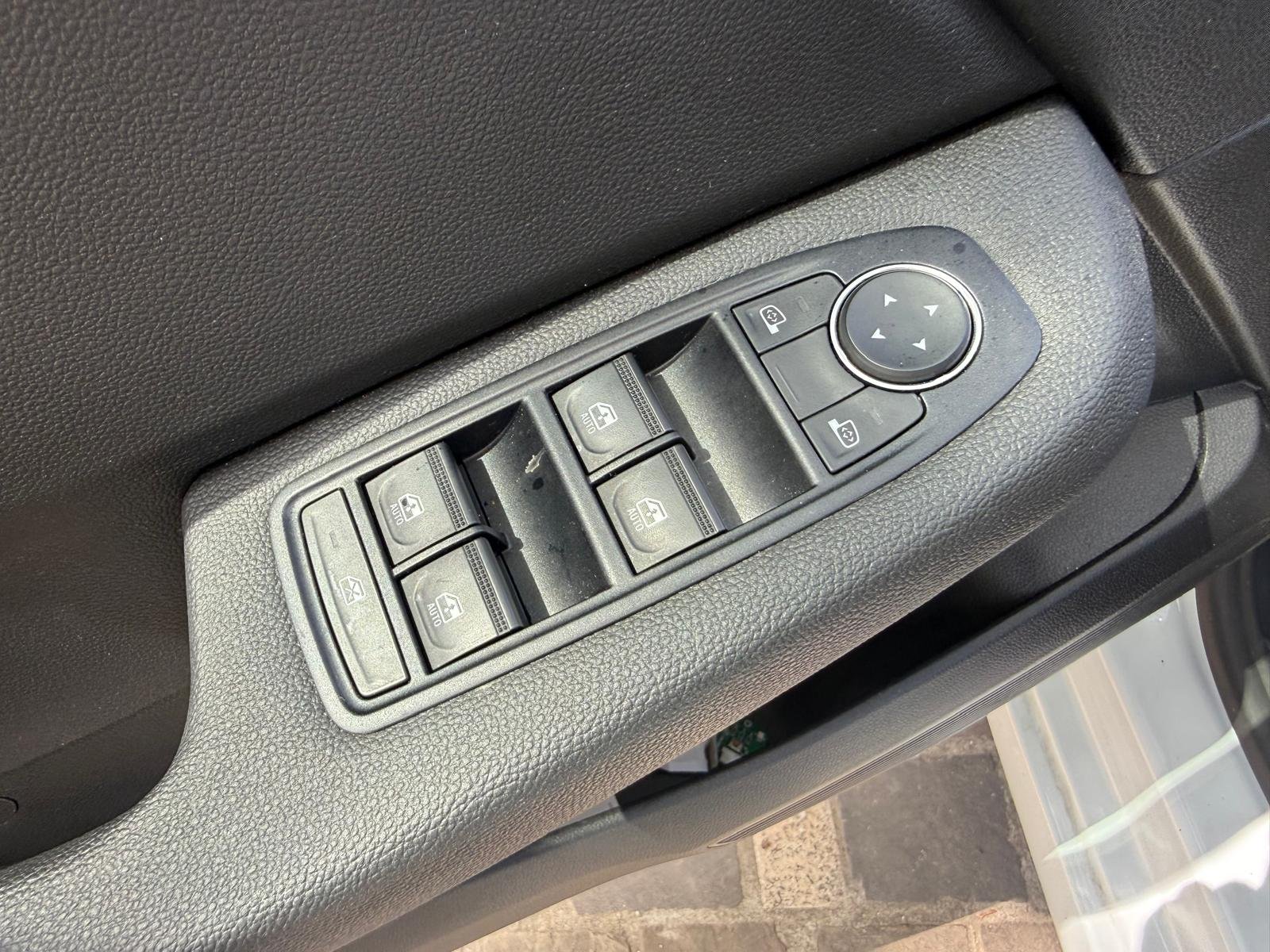 RENAULT Clio V (5) E-TECH 1.6 145Ch Hybrid “EQUILIBRE”