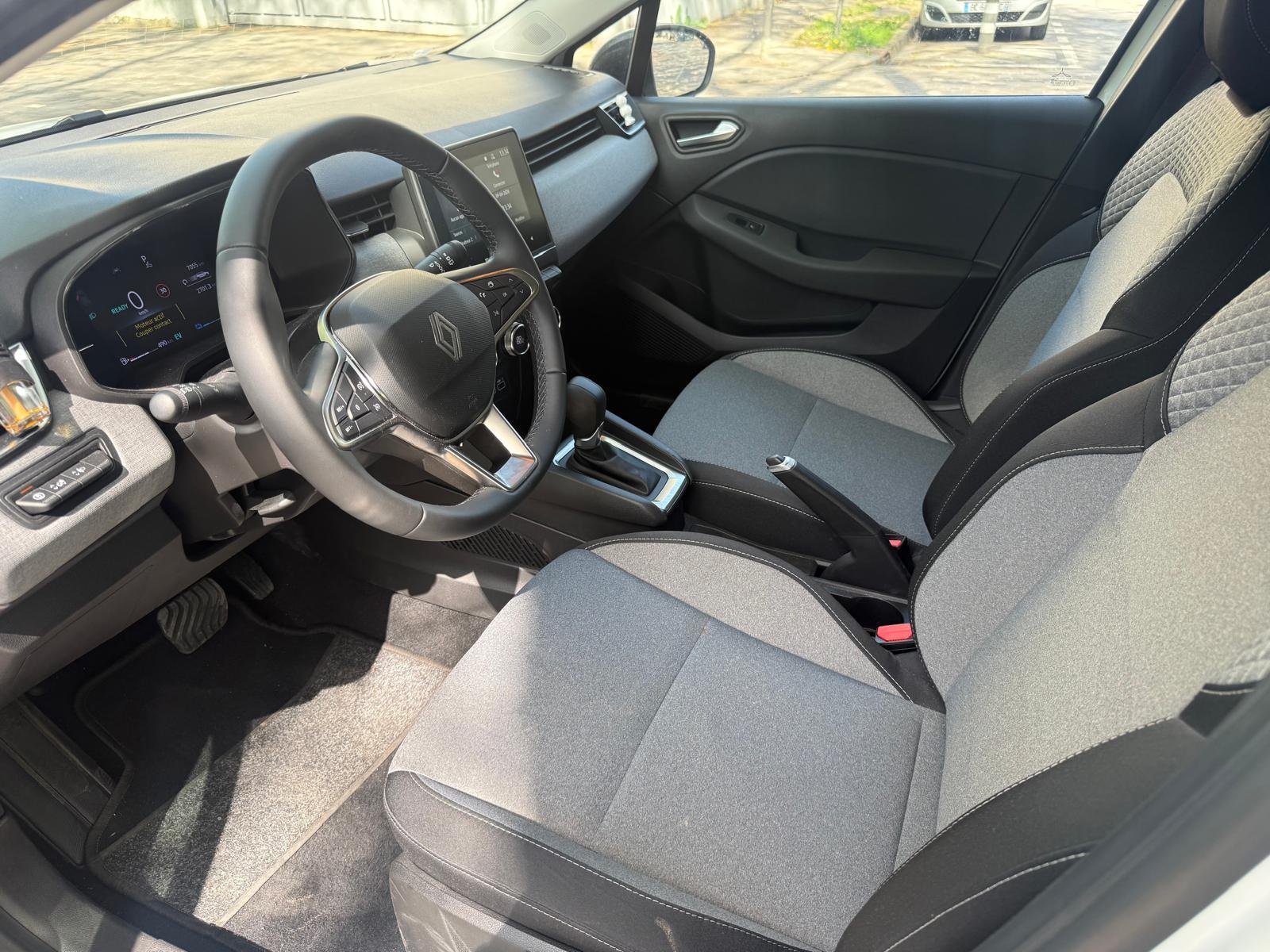 RENAULT Clio V (5) E-TECH 1.6 145Ch Hybrid “EQUILIBRE”