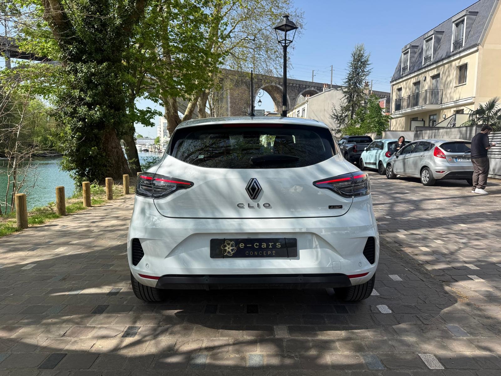 RENAULT Clio V (5) E-TECH 1.6 145Ch Hybrid “EQUILIBRE”