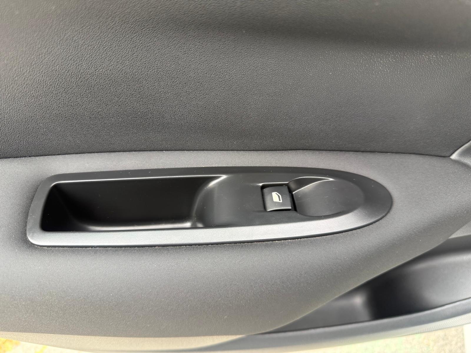 CITROËN C4 – Phase 2 (II) (B7) 1.2 THP PureTech 130 Ch “Feel”