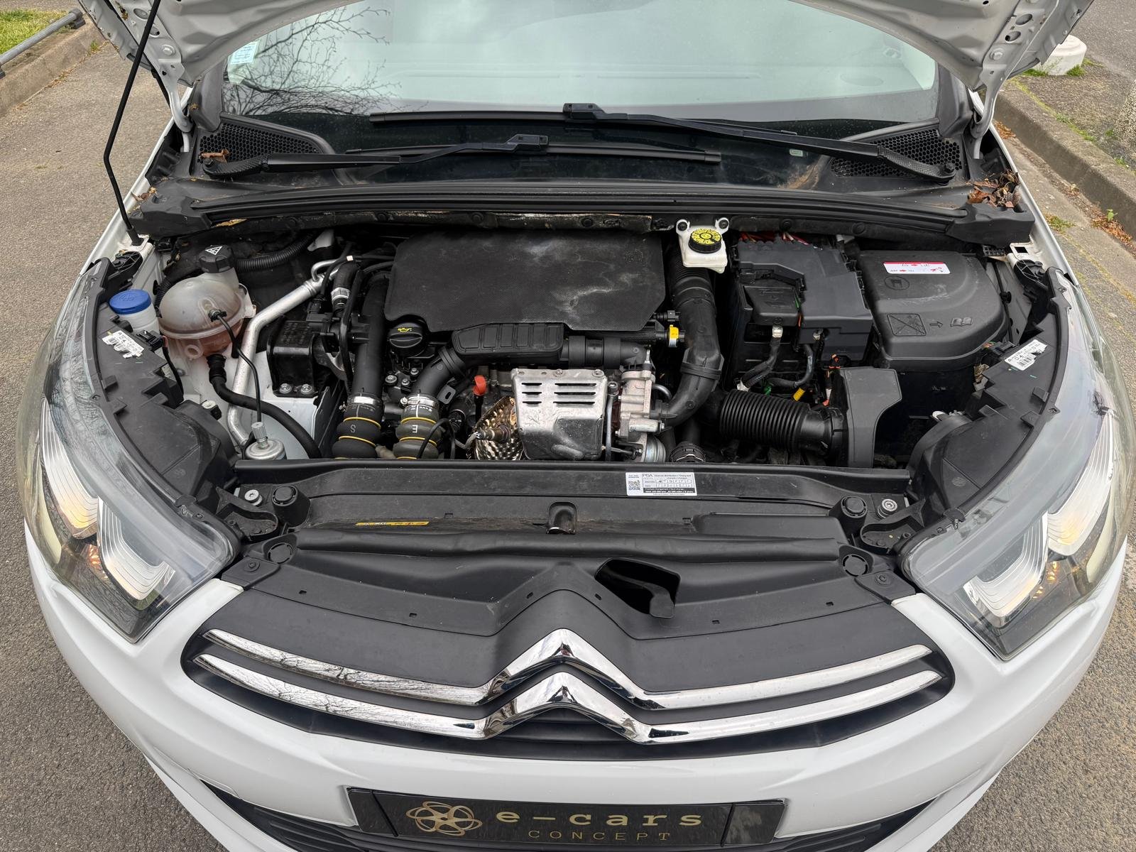 CITROËN C4 – Phase 2 (II) (B7) 1.2 THP PureTech 130 Ch “Feel”
