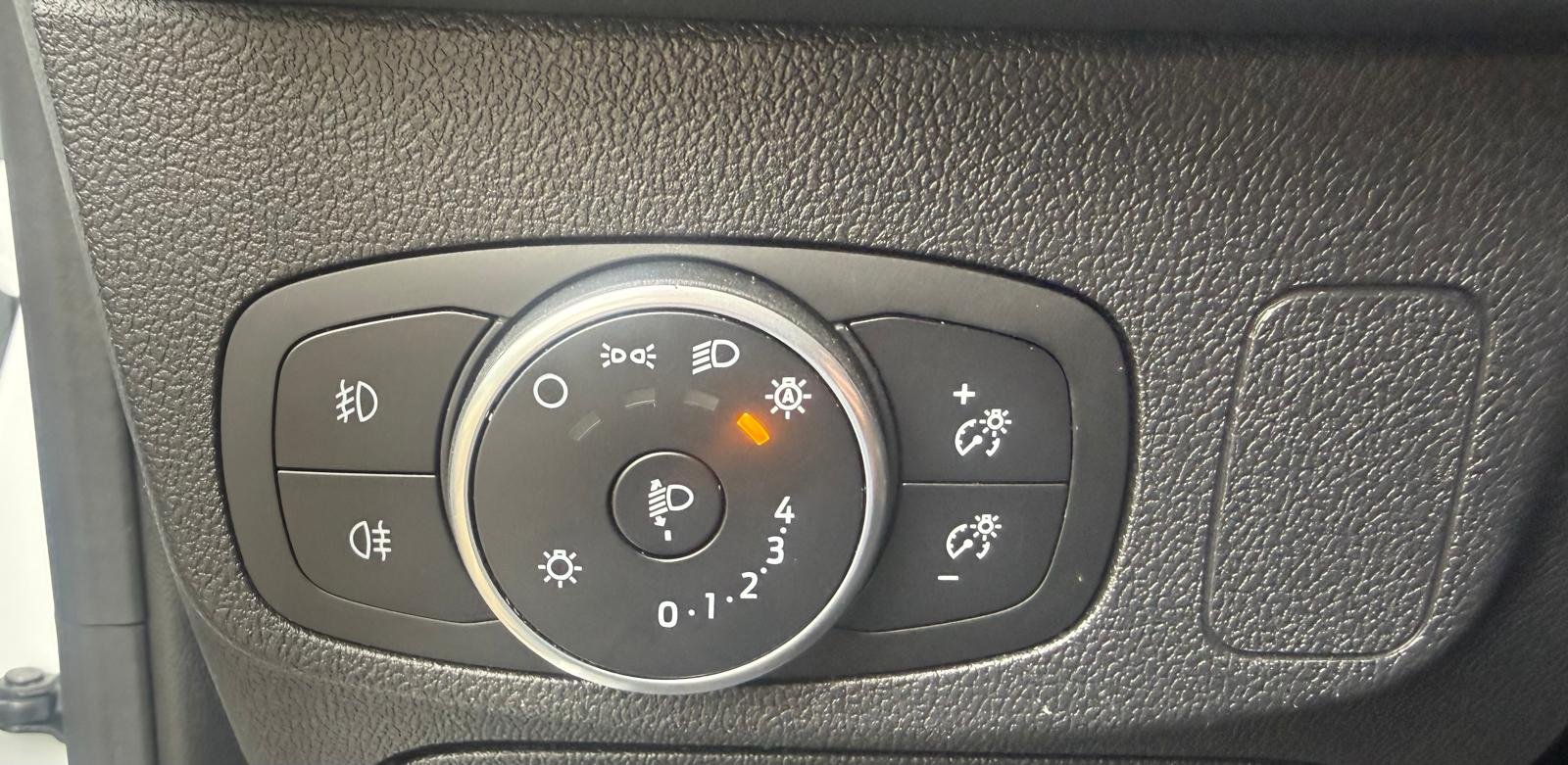 FORD Focus – IV (4) 1.5 TDCI 95 Ch “Business”