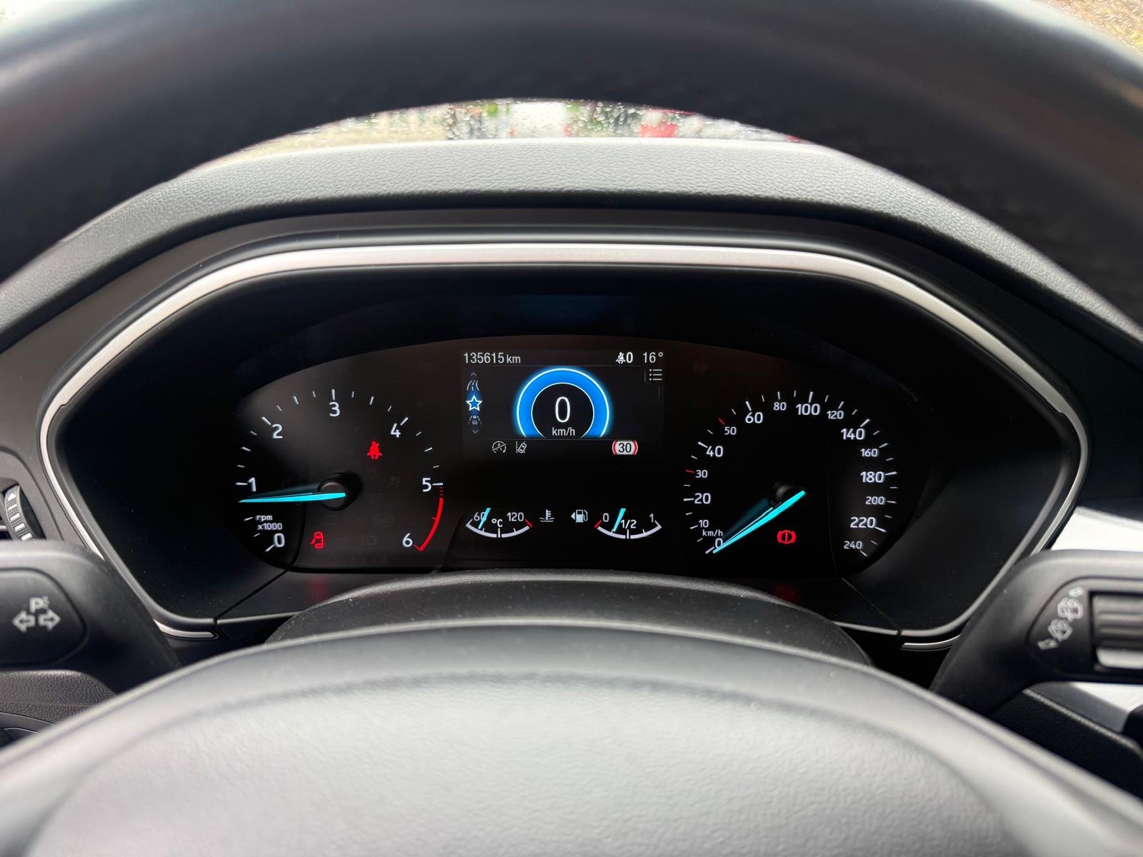 FORD Focus – IV (4) 1.5 TDCI 95 Ch “Business”