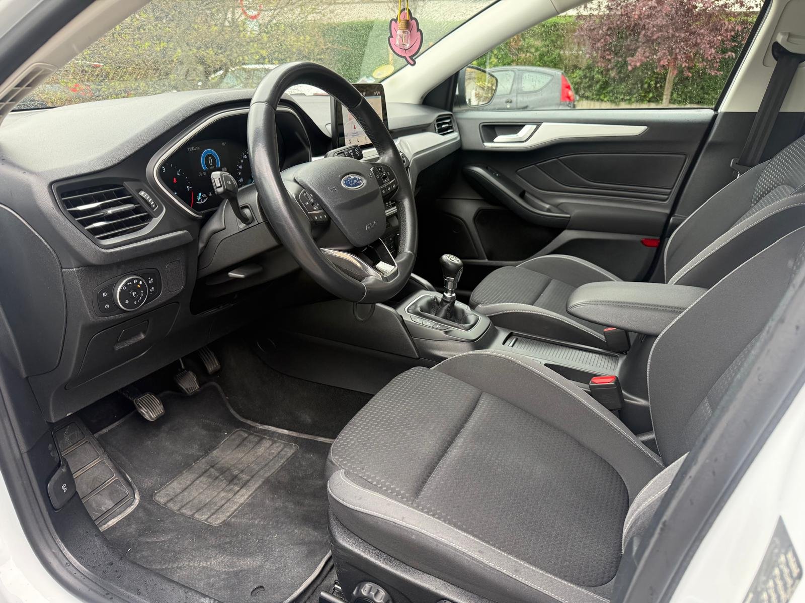 FORD Focus – IV (4) 1.5 TDCI 95 Ch “Business”