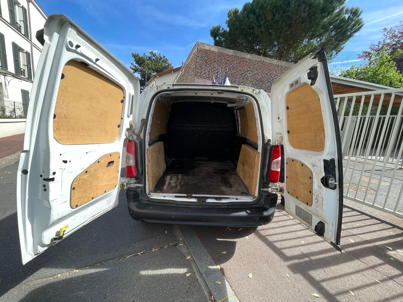 CITROËN Berlingo Utilitaire M 1.5 BlueHDi 102 cv TVA RECUPERABLE