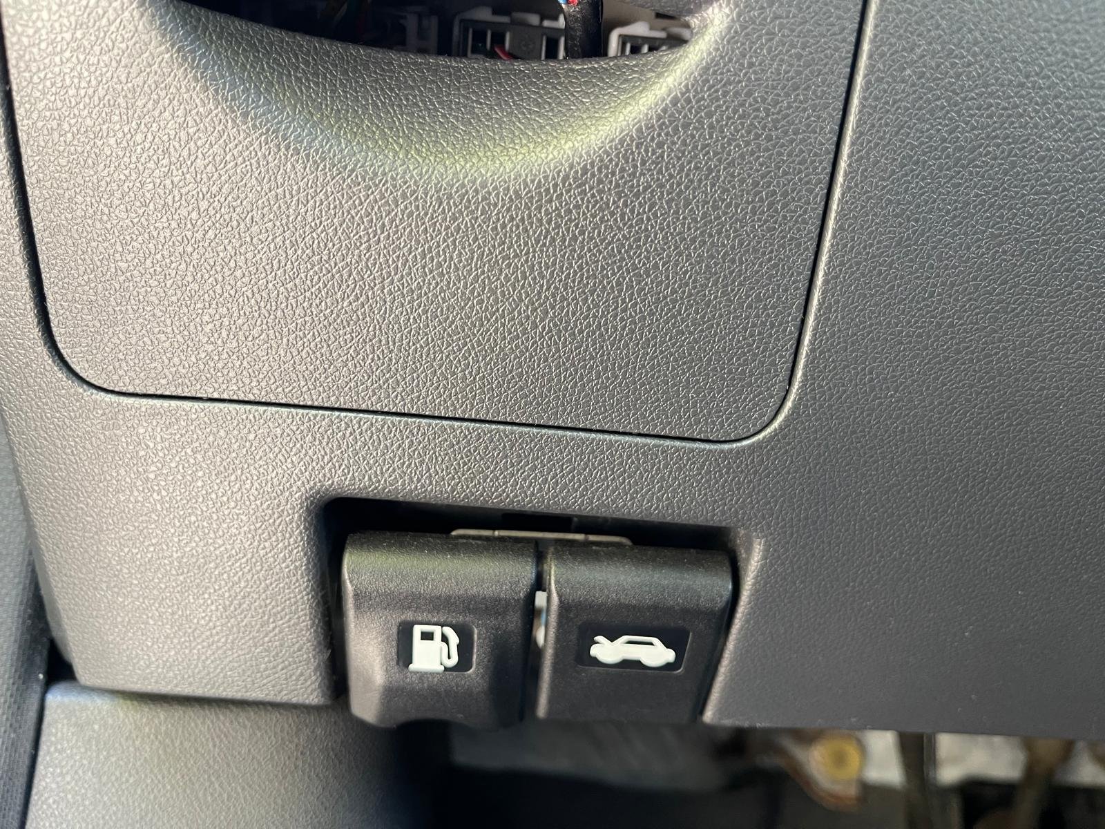 RENAULT Koleos I (X45) 2.0 dCi 4×4 173 PRIVILEGE