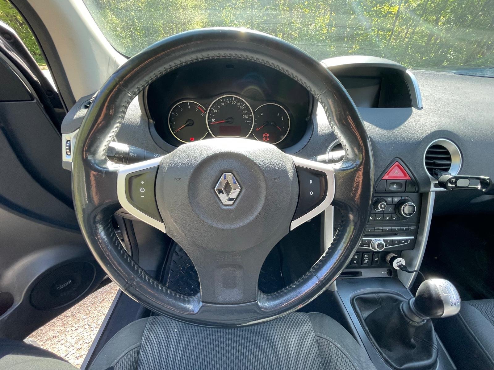 RENAULT Koleos I (X45) 2.0 dCi 4×4 173 PRIVILEGE