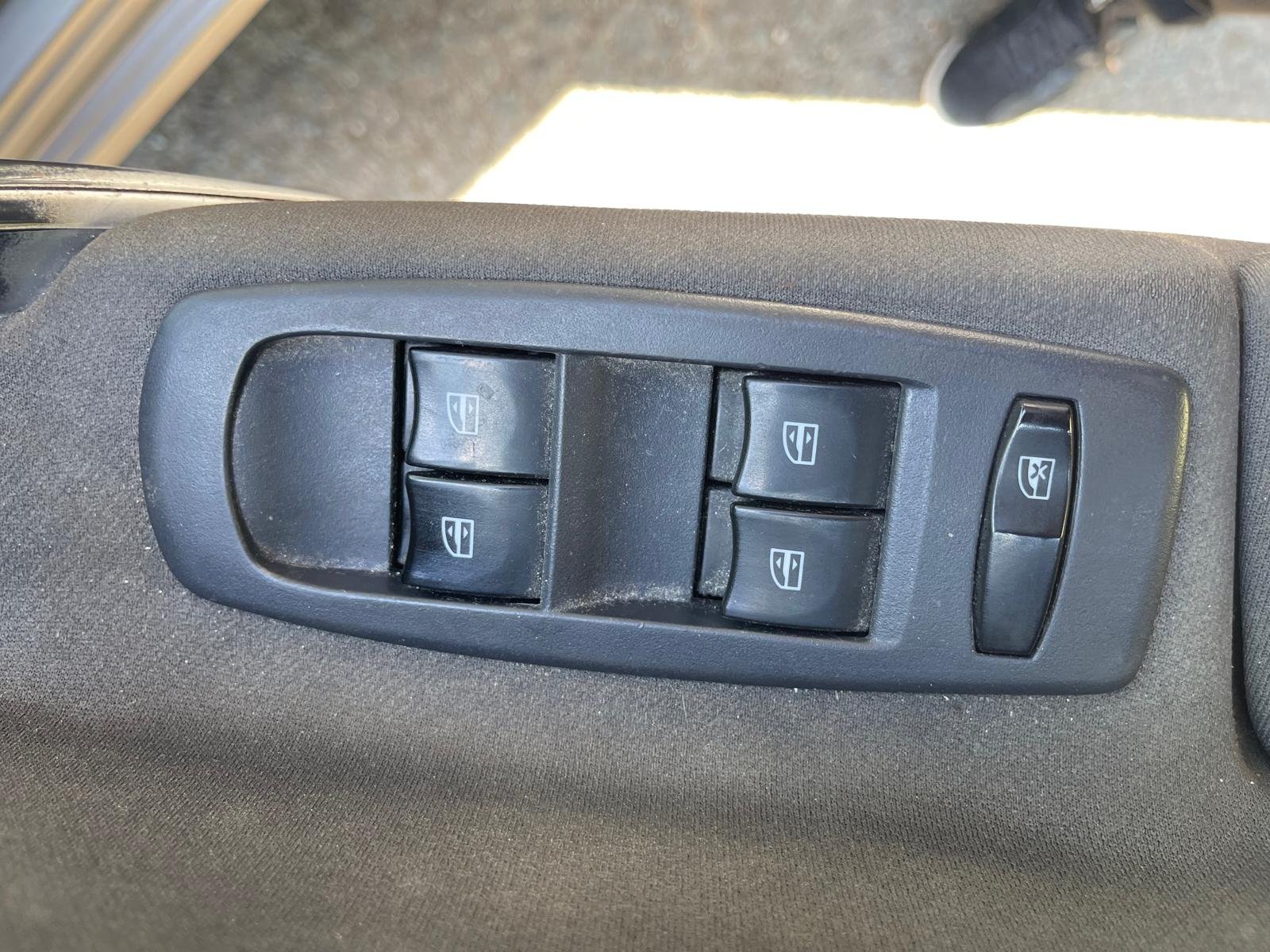 RENAULT Koleos I (X45) 2.0 dCi 4×4 173 PRIVILEGE