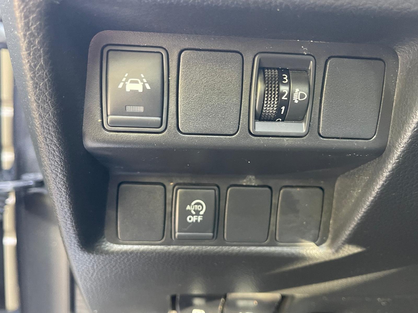 NISSAN Qashqai II Phase 2 2WD S&S 115 N-CONNECTA