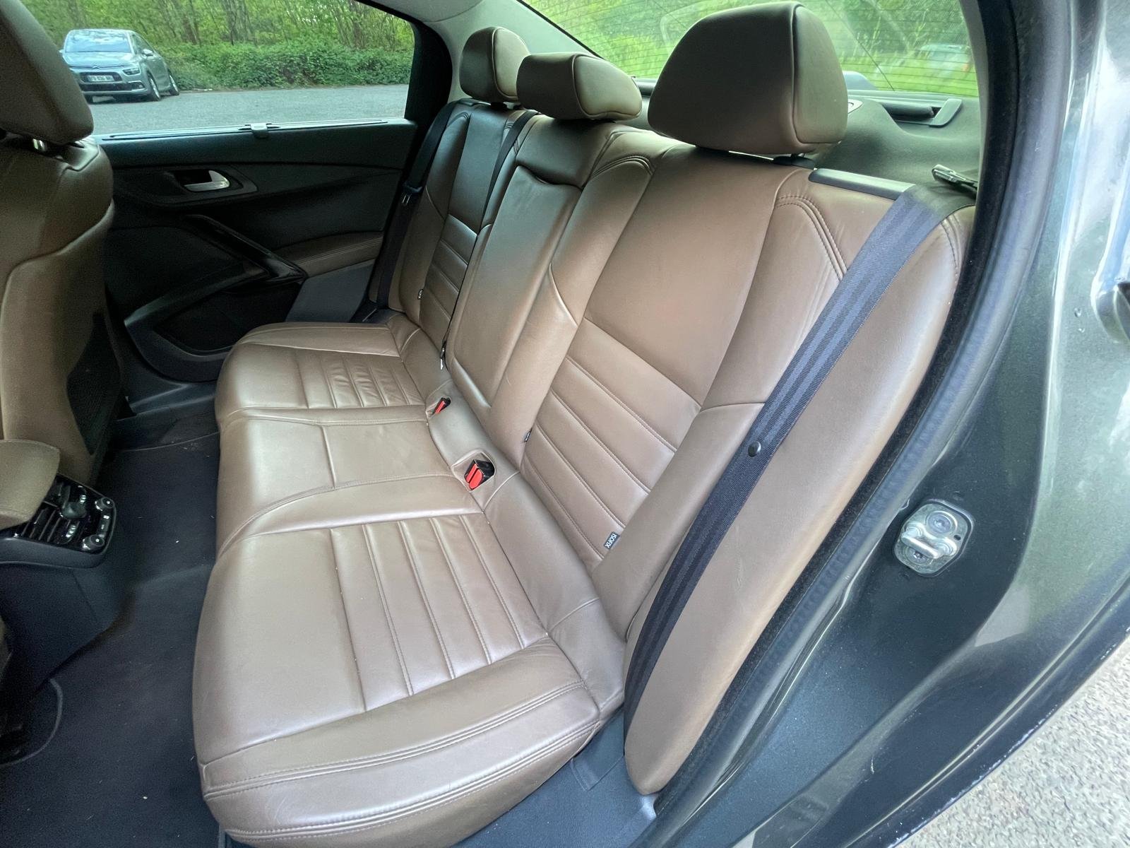 PEUGEOT 508 I Phase 2 2.0 HDi 16V S&S 180 FELINE