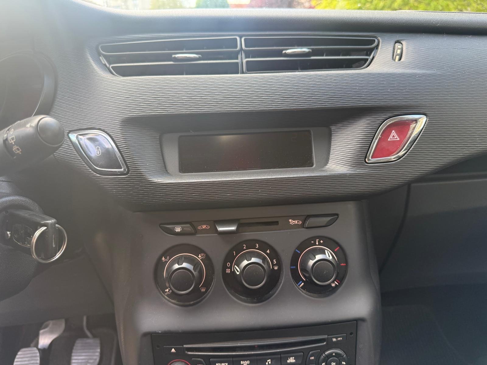 CITROËN C3 – II (2) (A51) 1.4 73Ch “Airdream”